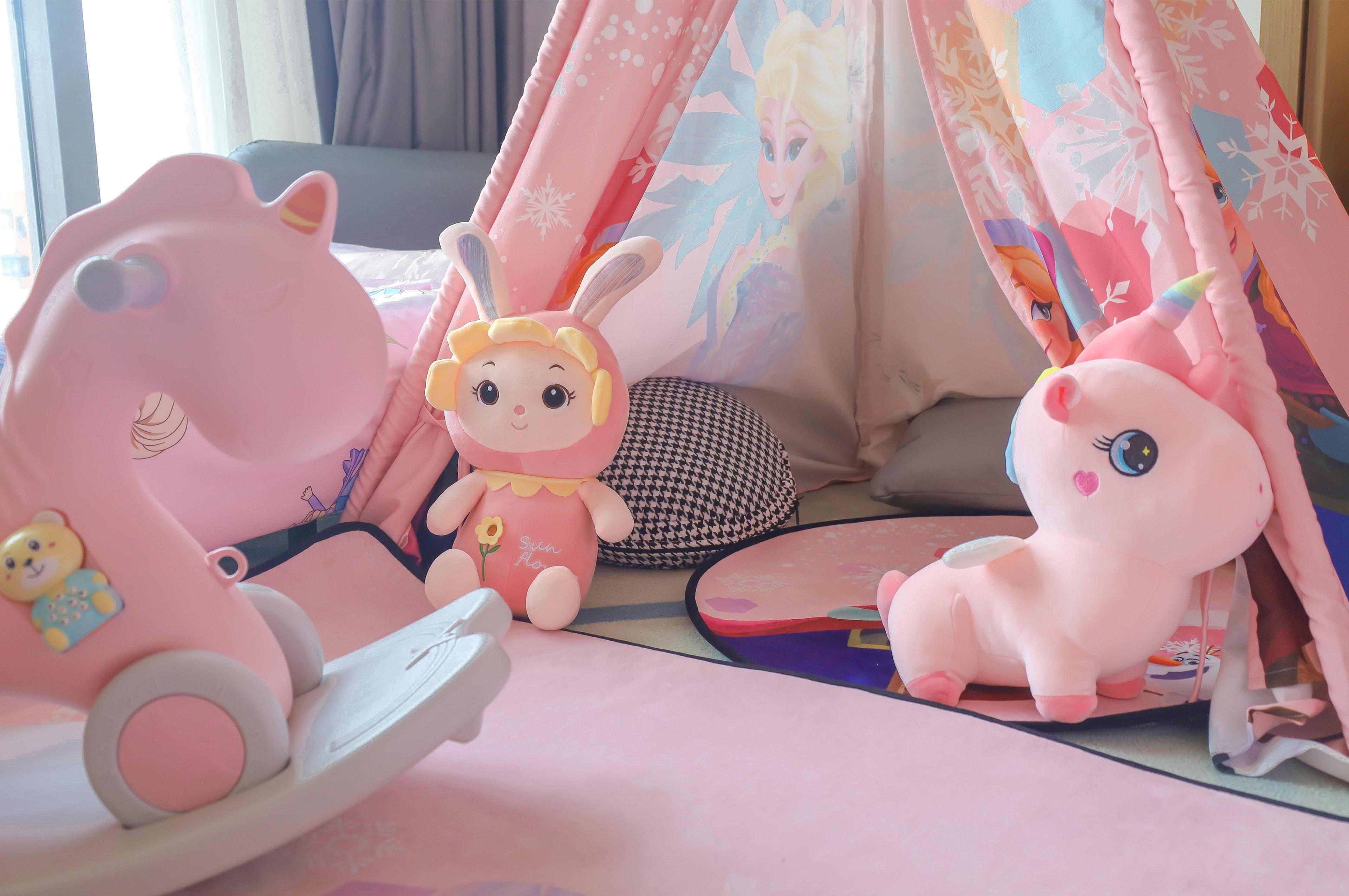 Double King Size Bed