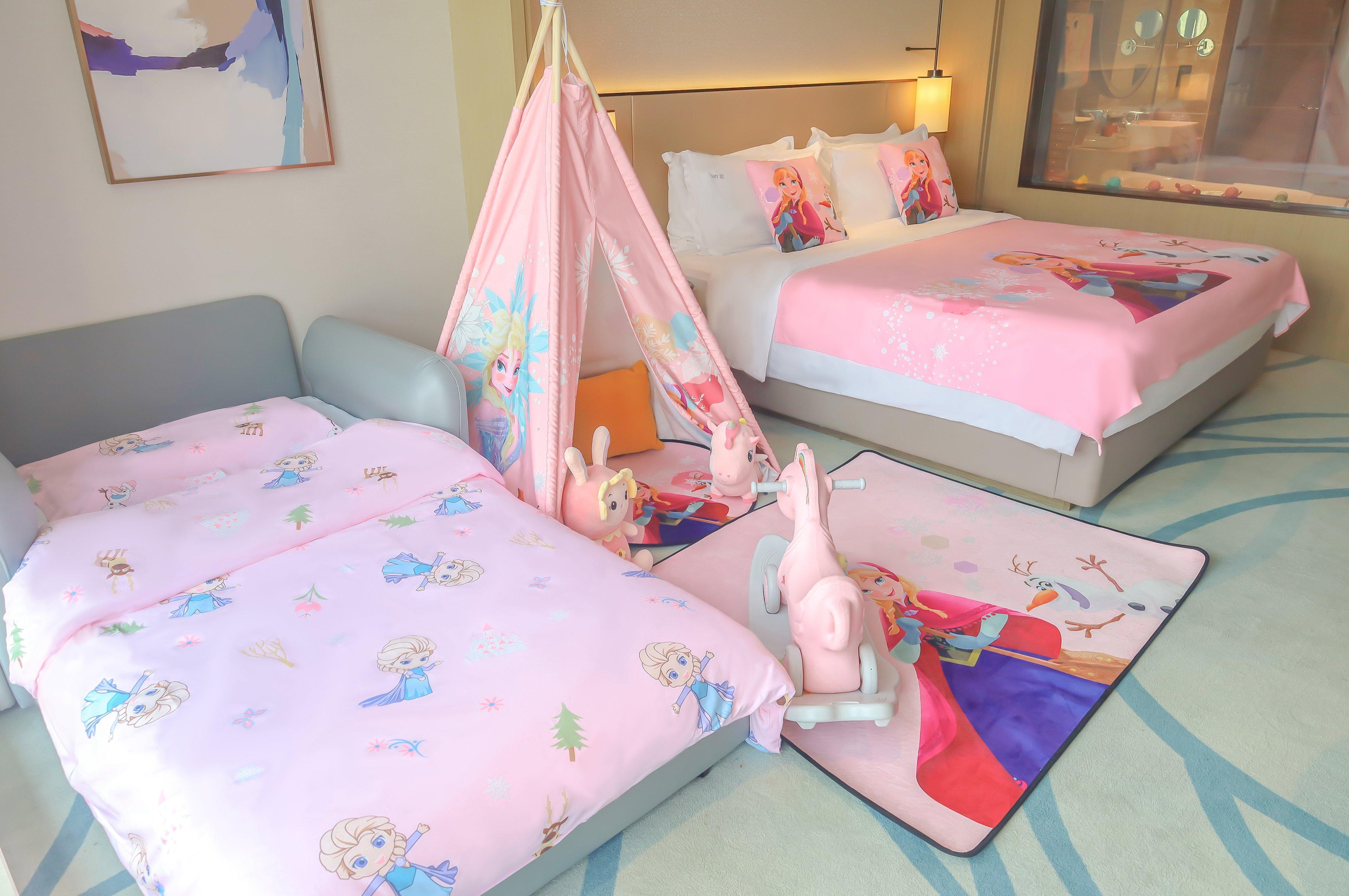 Double King Size Bed