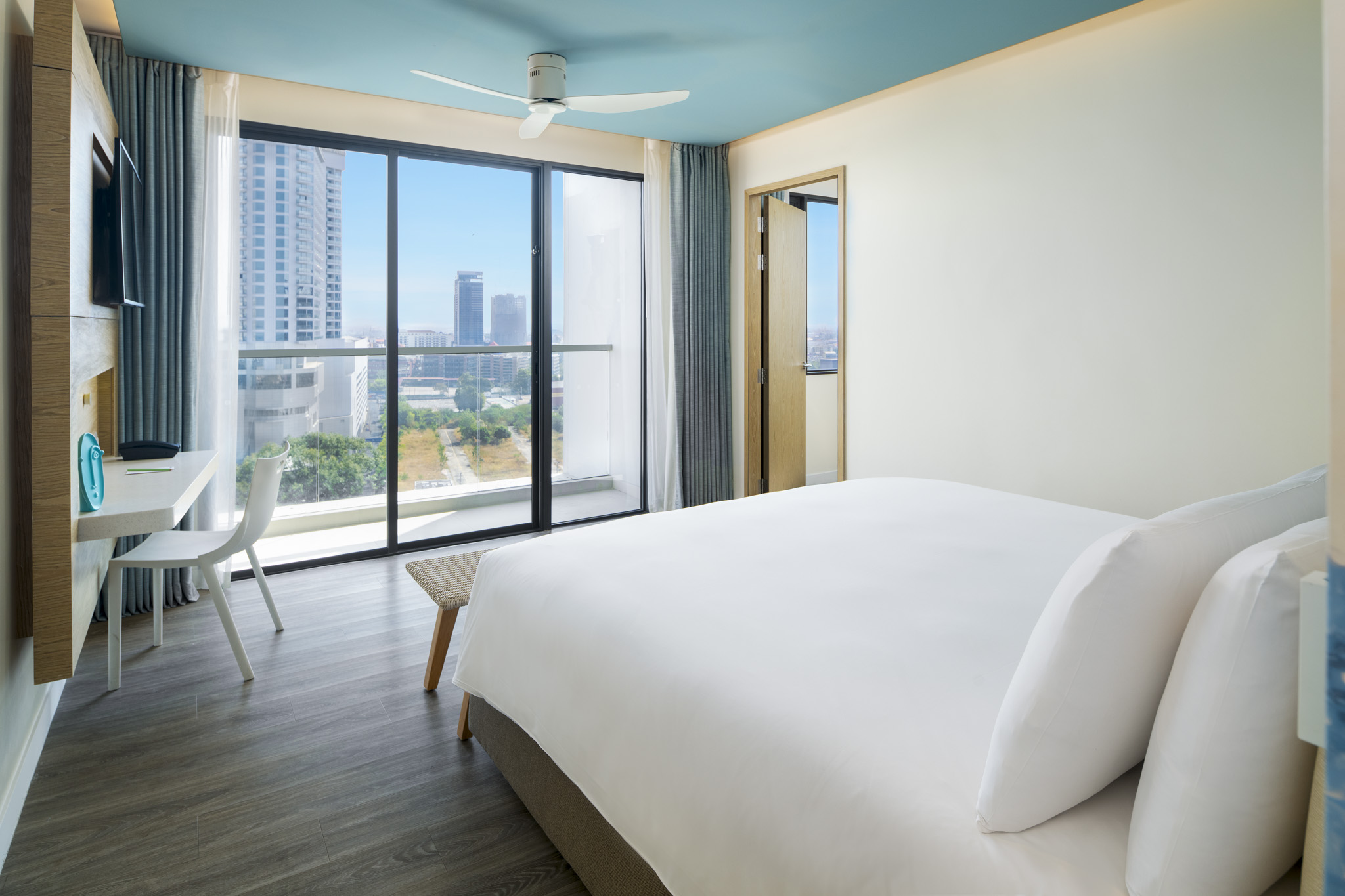 Family Room Superior