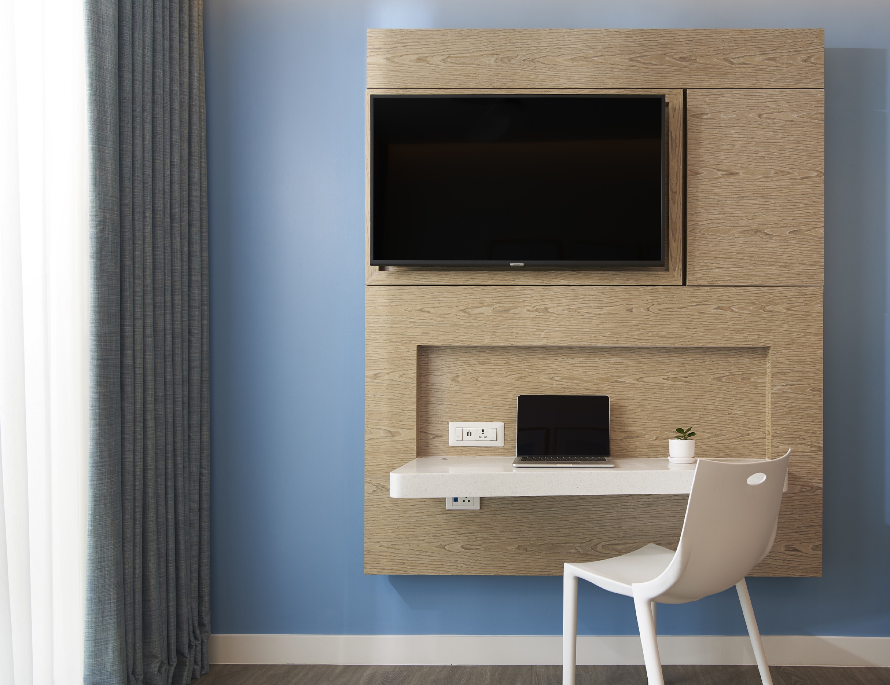 Double or Twin Standard