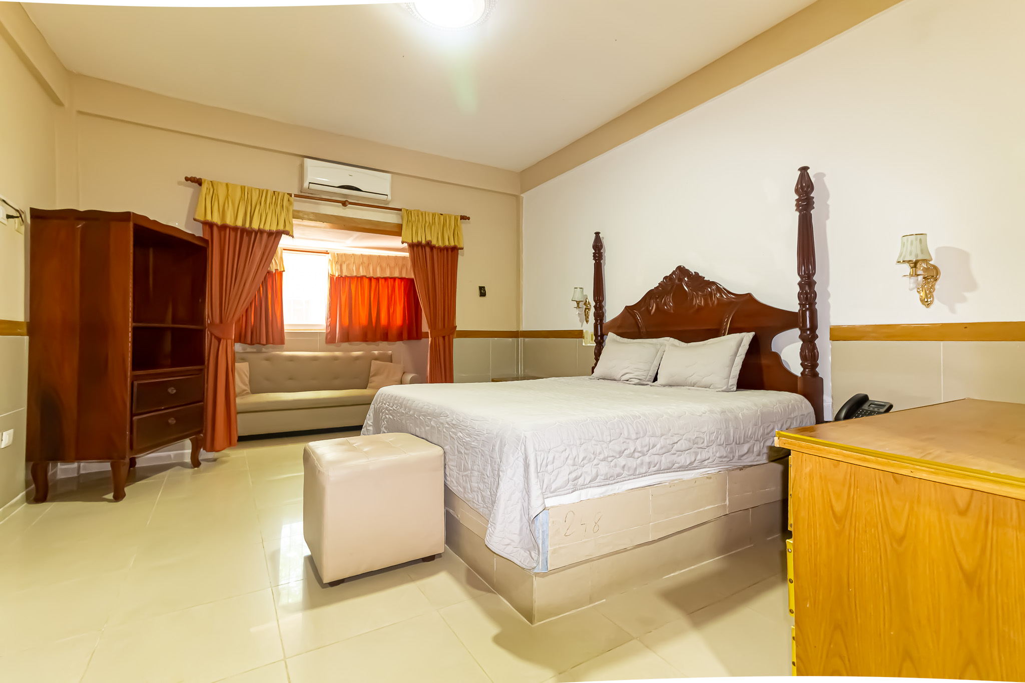 Junior Suite King Size Bed