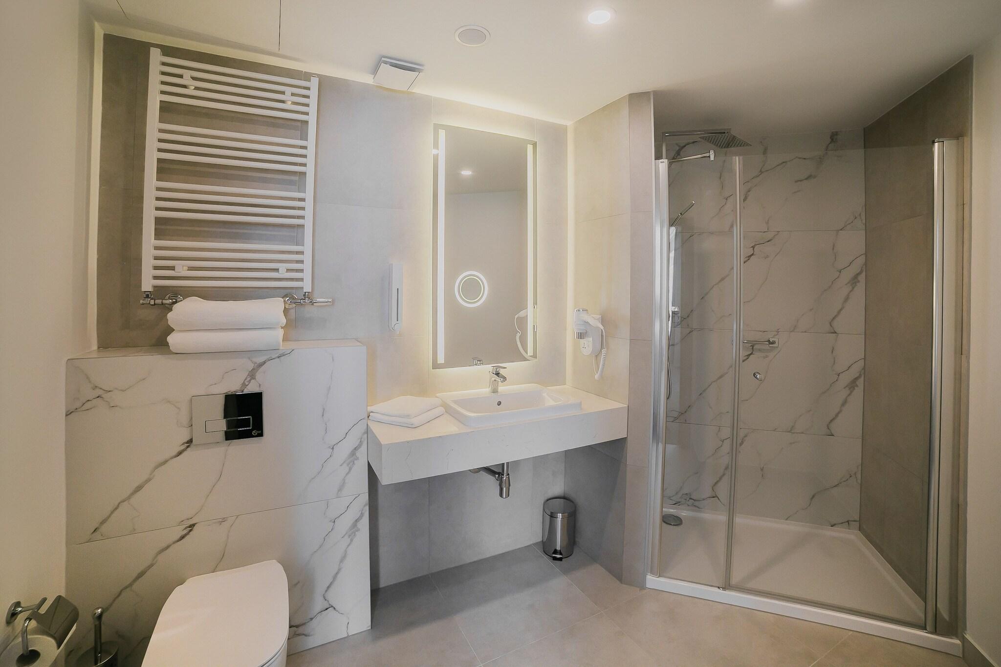 Double Premium King Bed