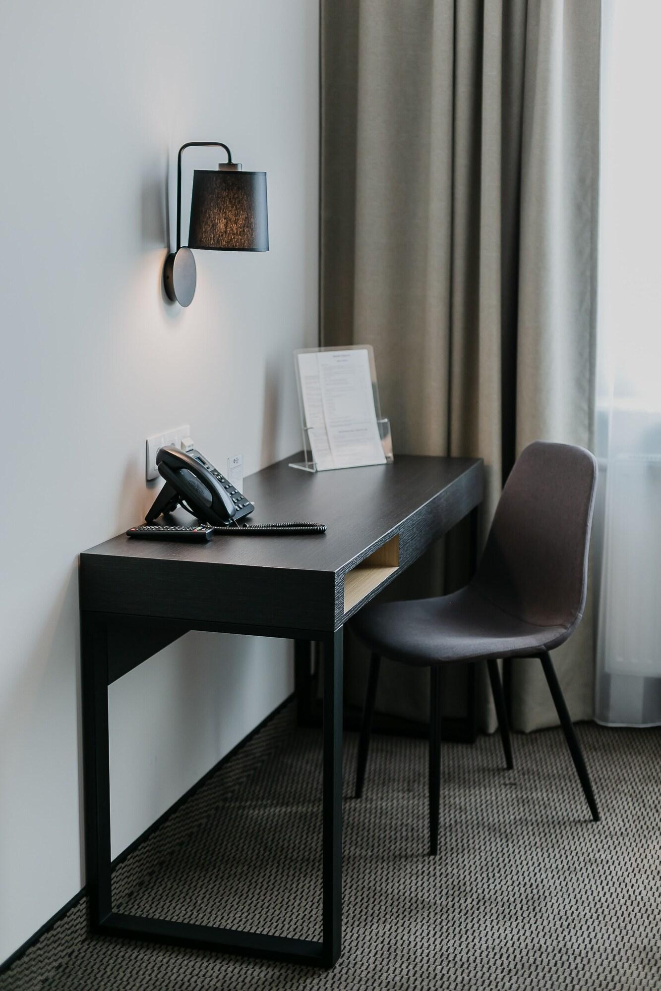 Double King Bed Non Smoking