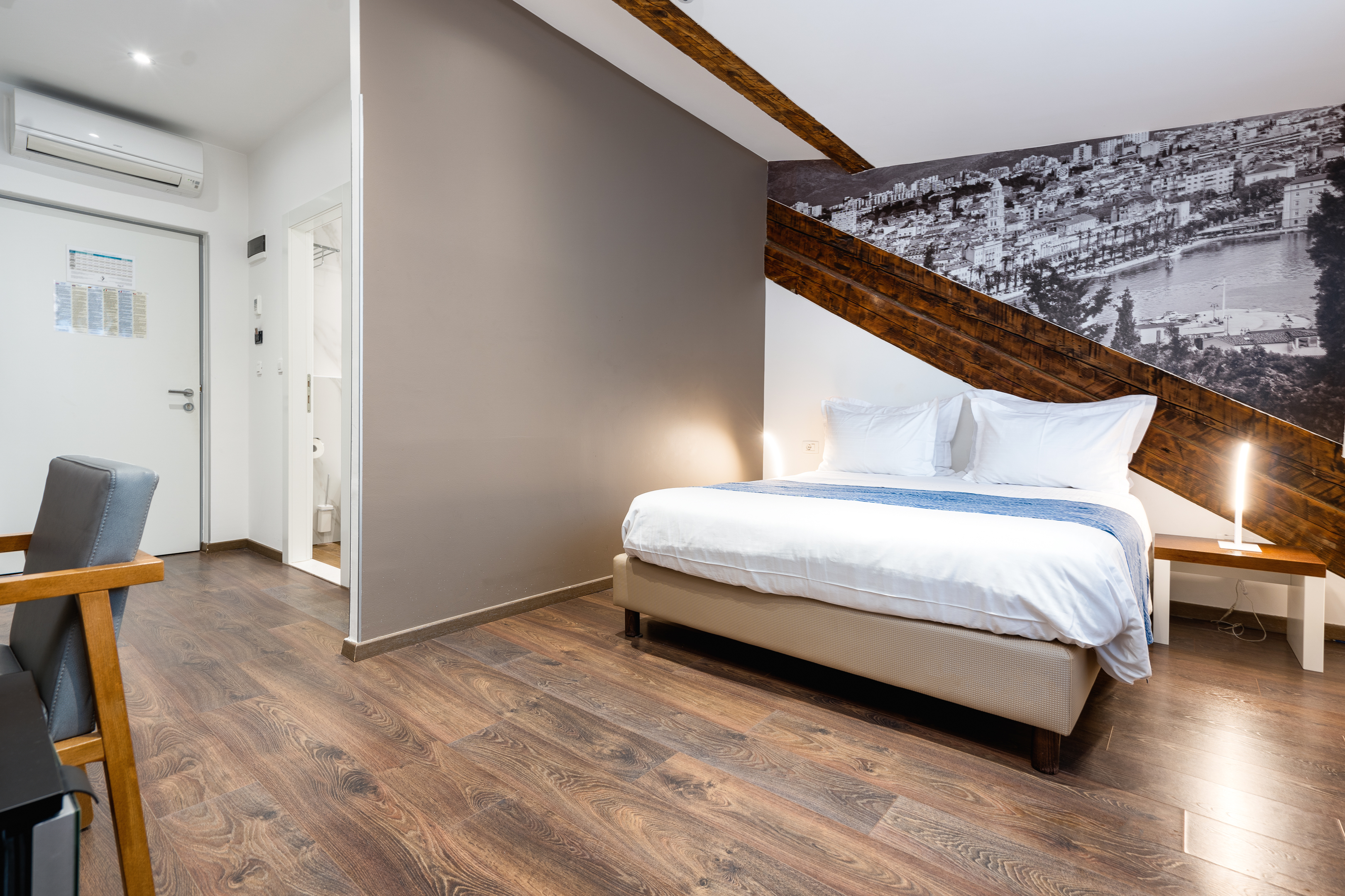 Double Superior with Double Bed