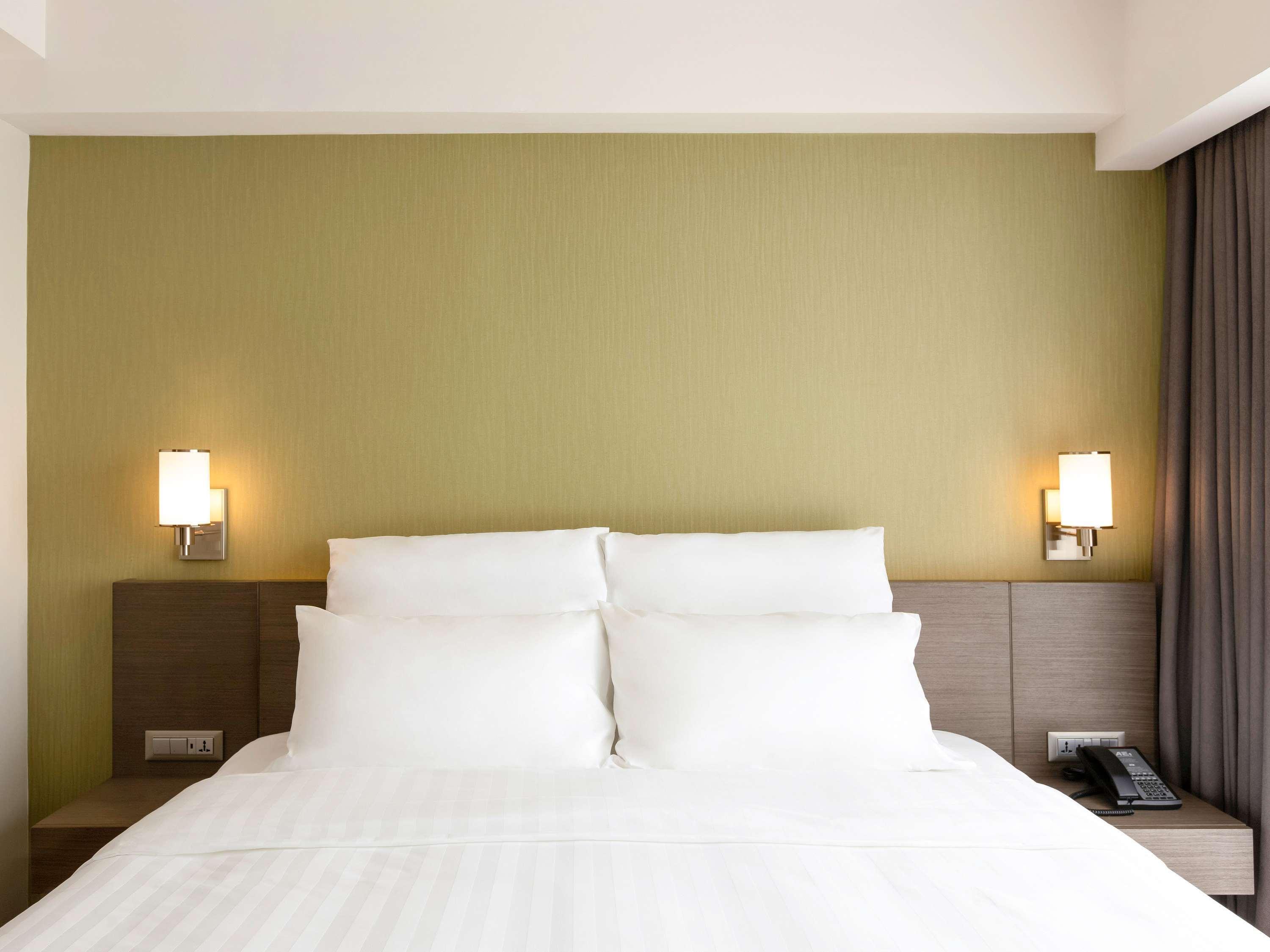 Suite Deluxe King Bed