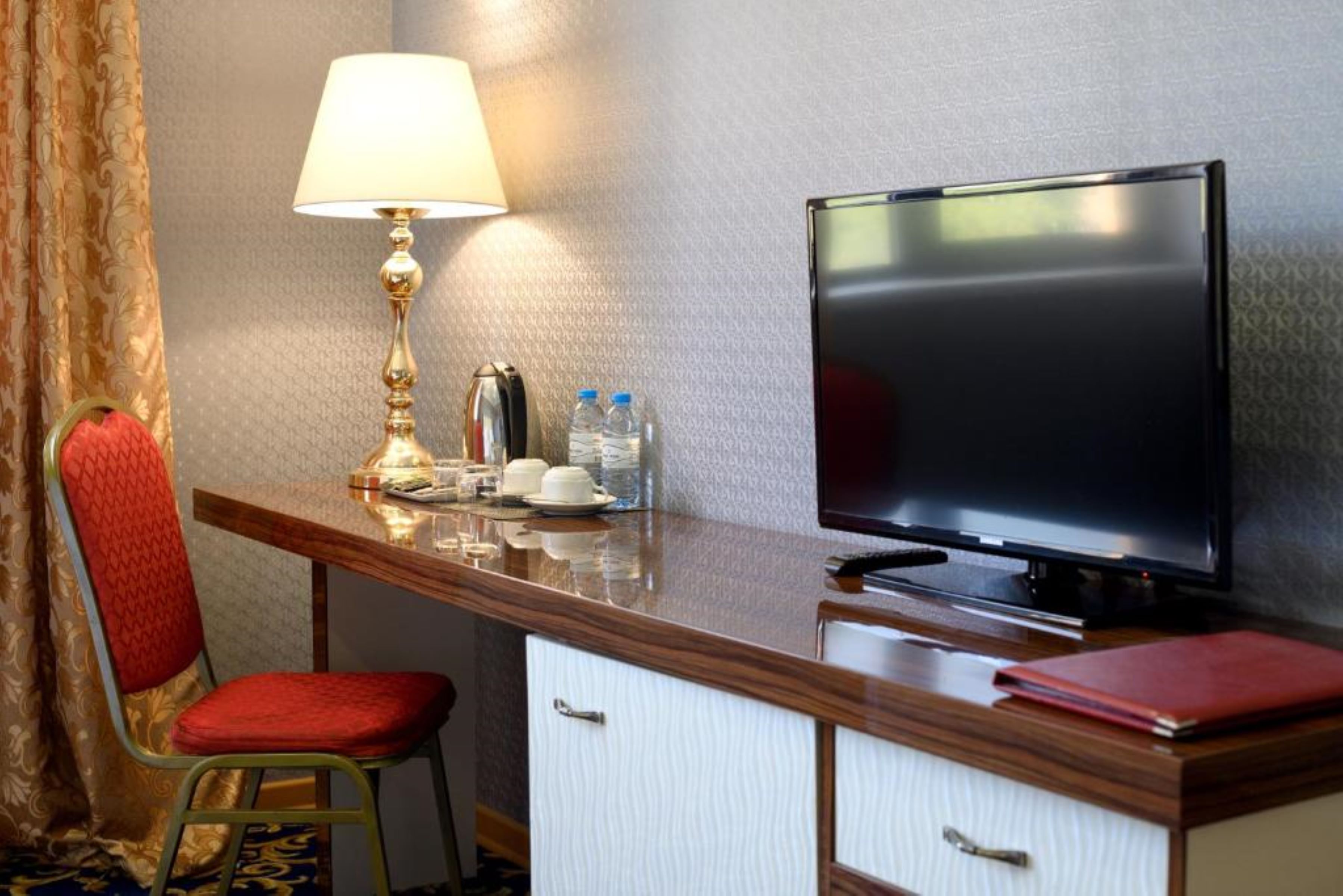 Double or Twin Deluxe