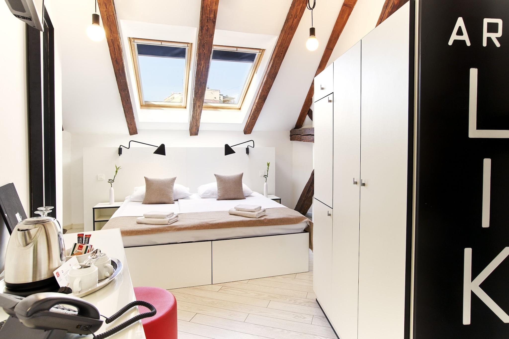 Single Superior with Double Bed