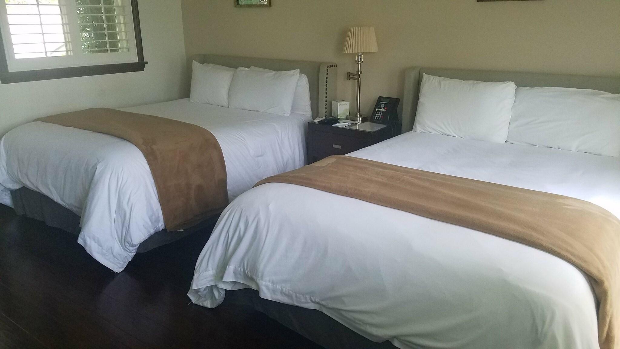 Double Garden View Two Queen Beds