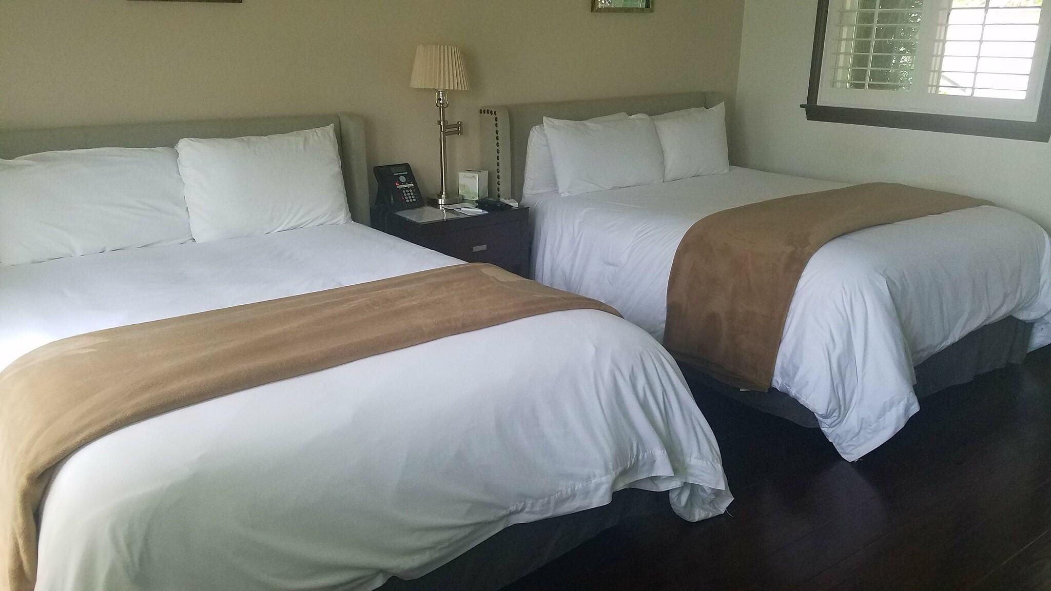 Double Garden View Two Queen Beds