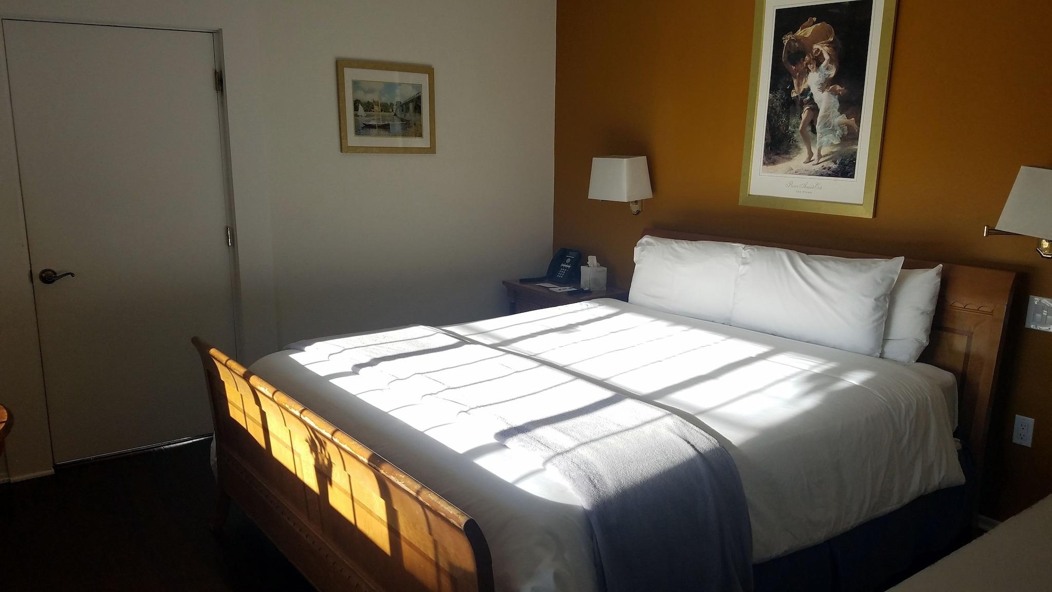 Double King Size Bed