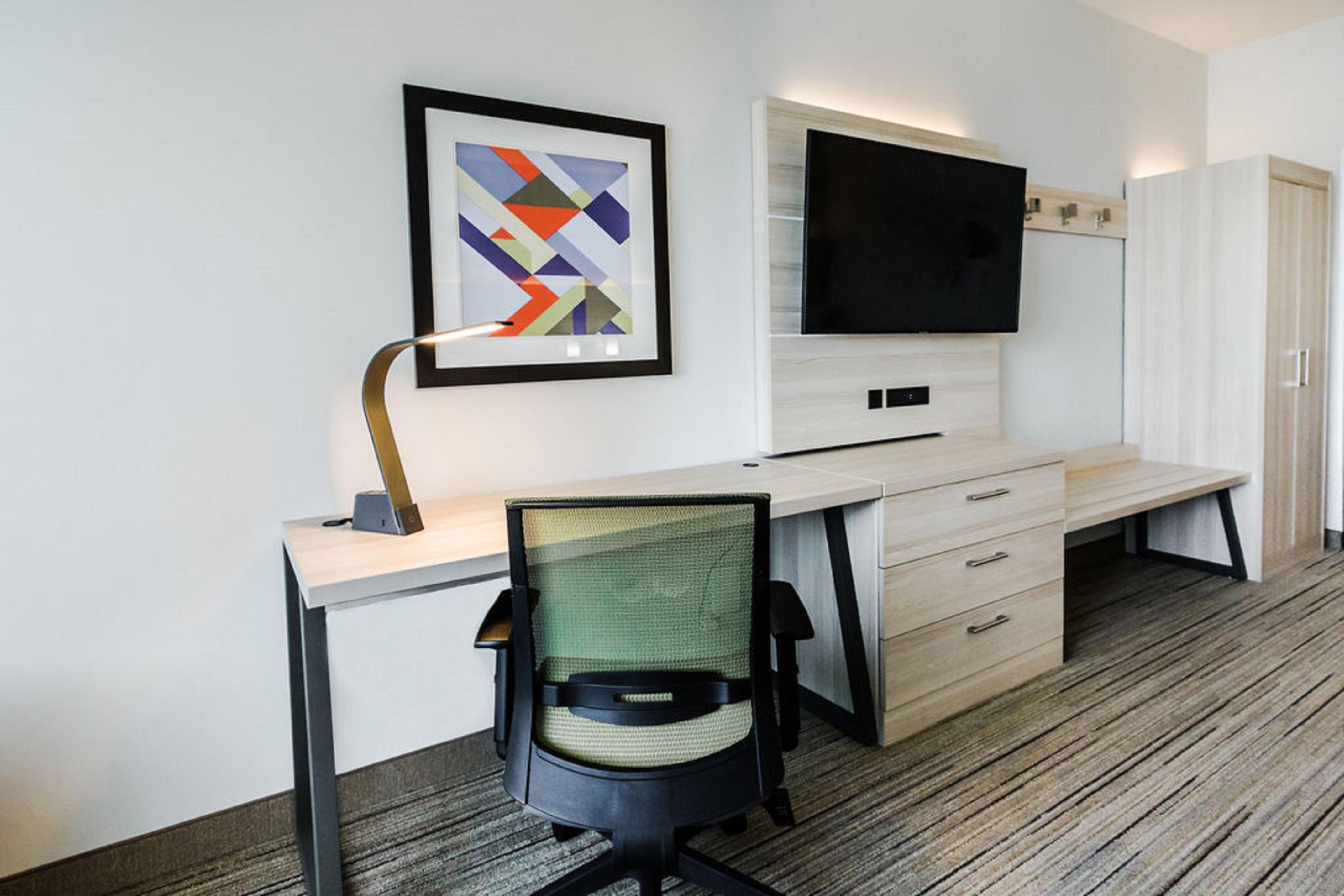 Double King Bed Non Smoking