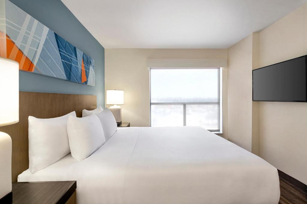 Double King Size Bed