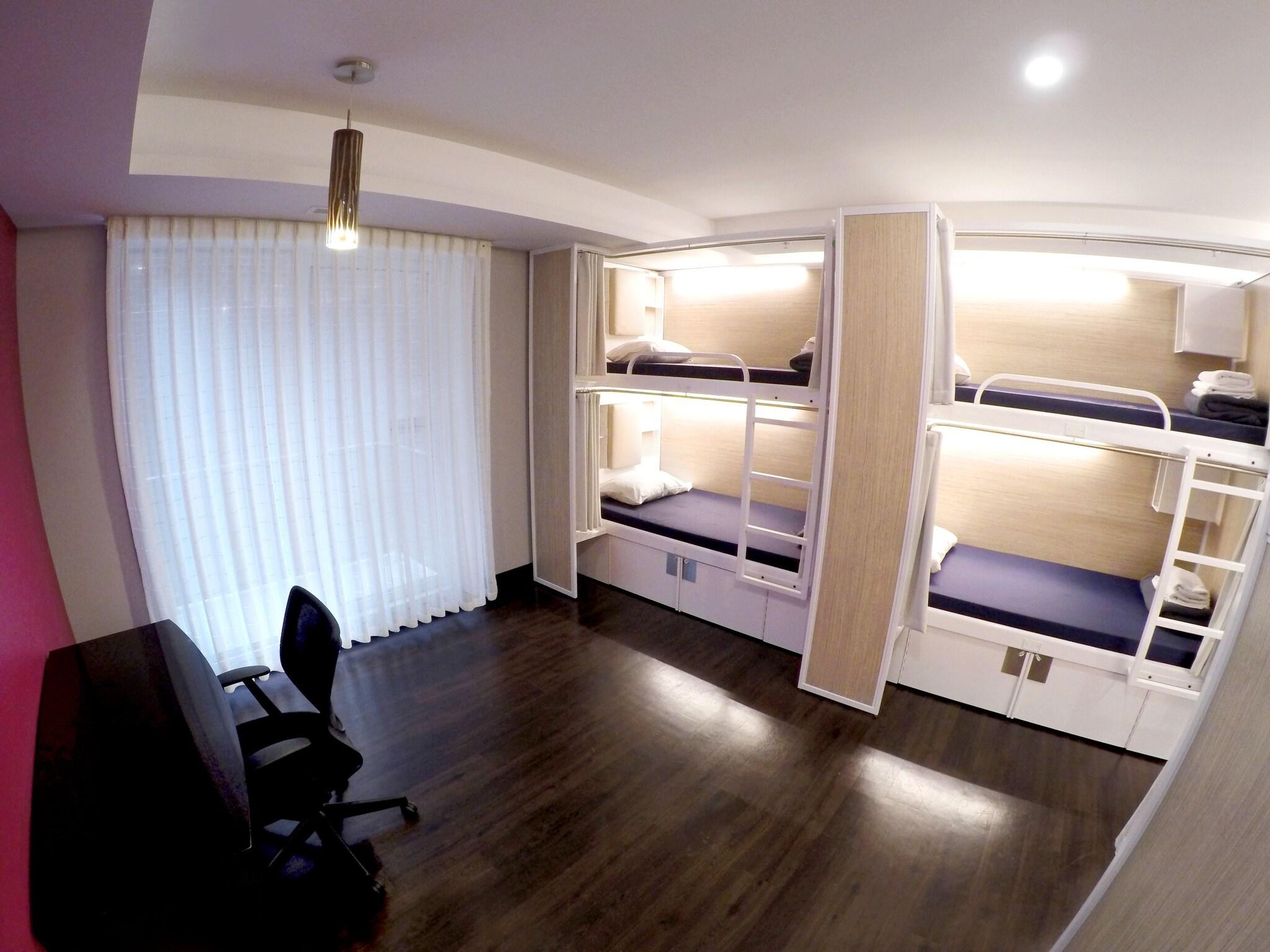 Bed in Dormitory Bunk Bed with Shared Bathroom