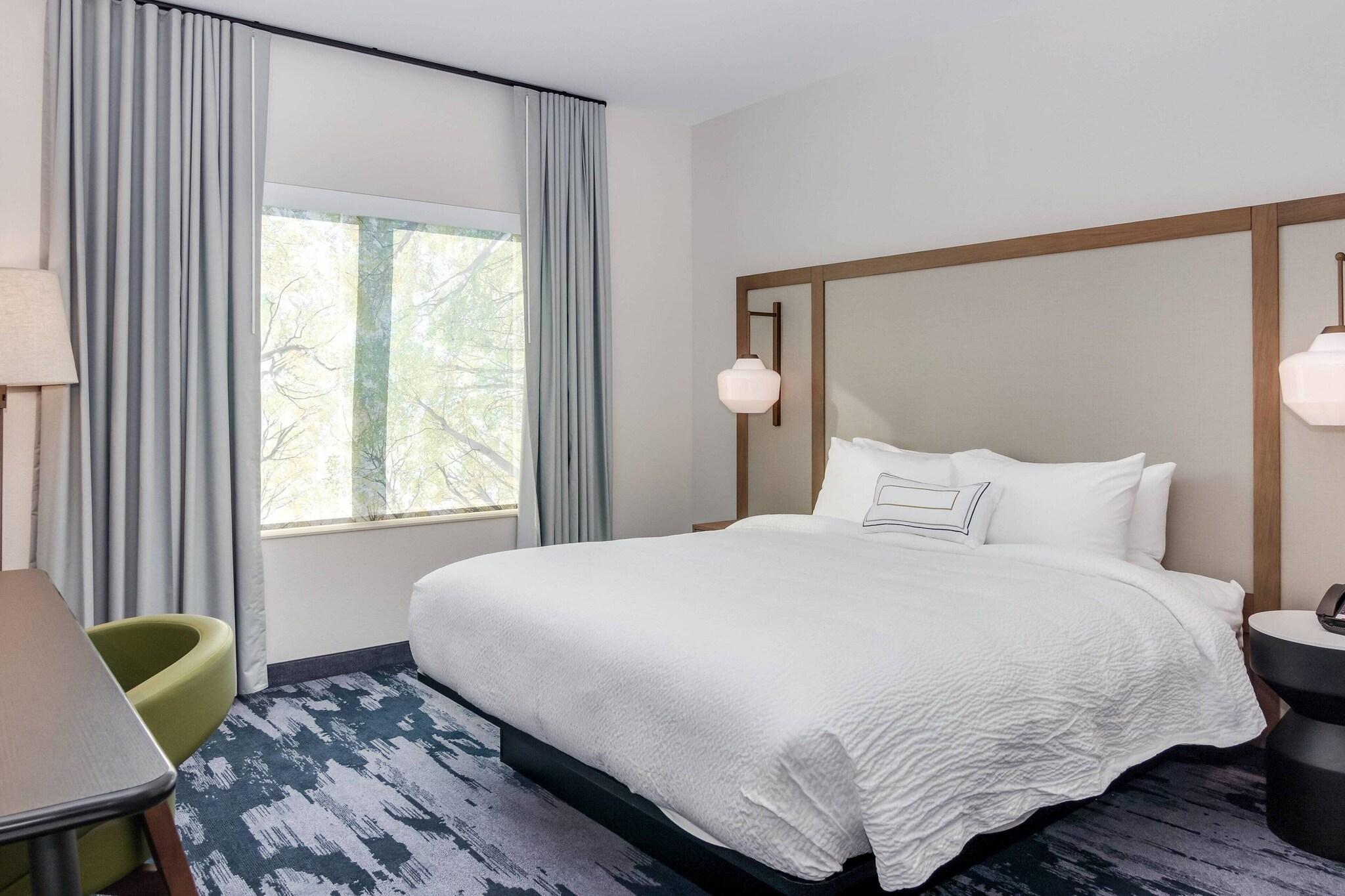 Double Accessible King Size Bed