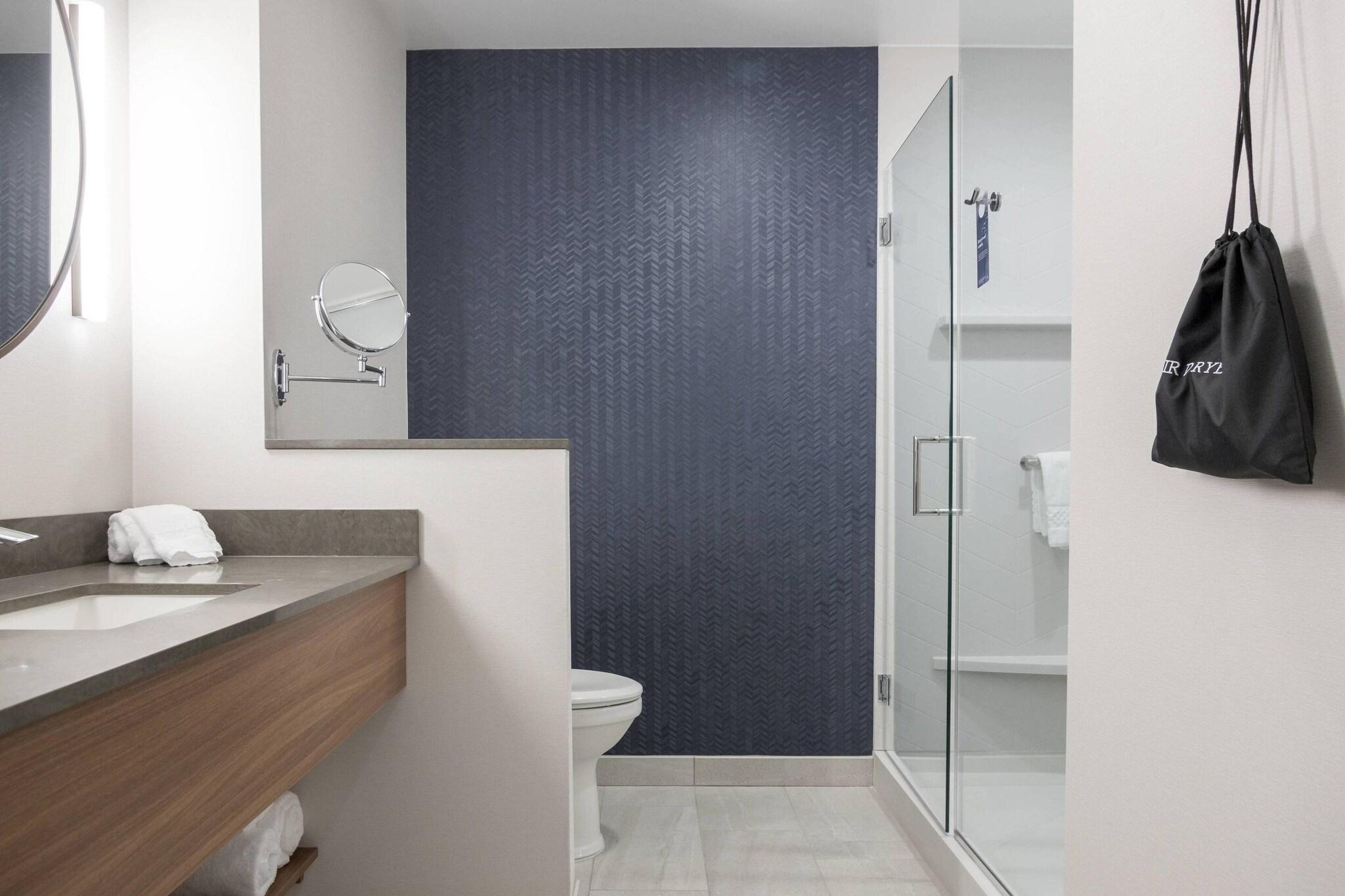 Double Accessible King Size Bed