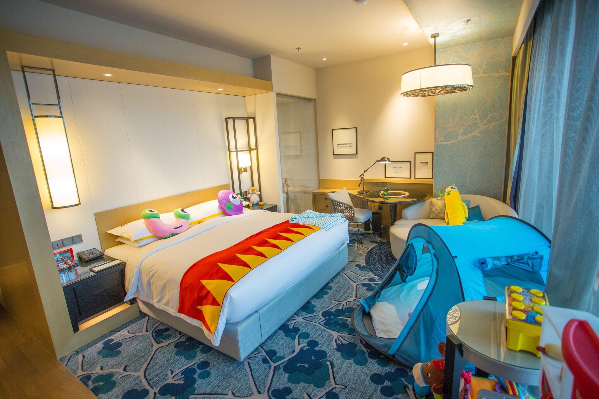 Double King Size Bed