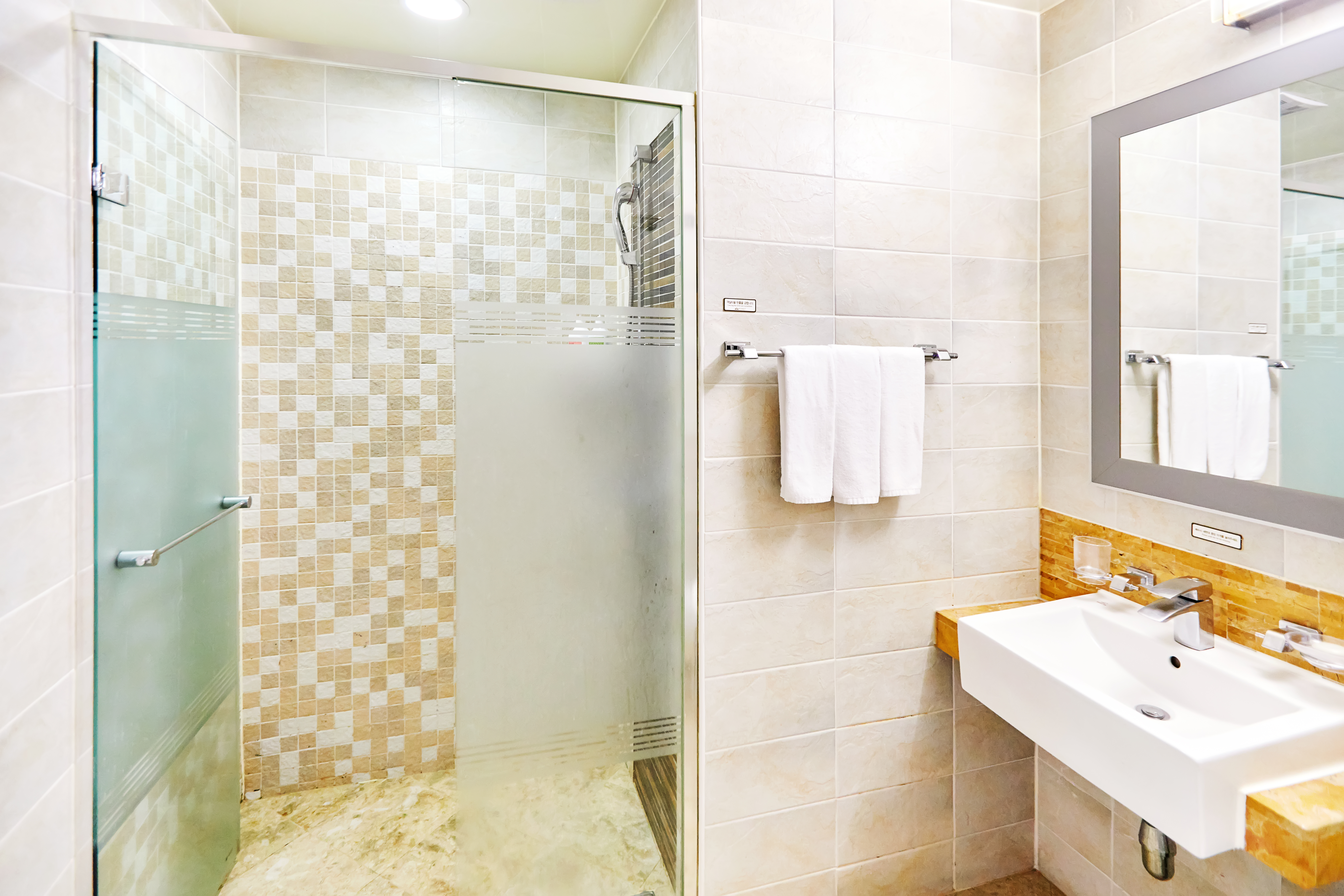 Suite with Kitchenette