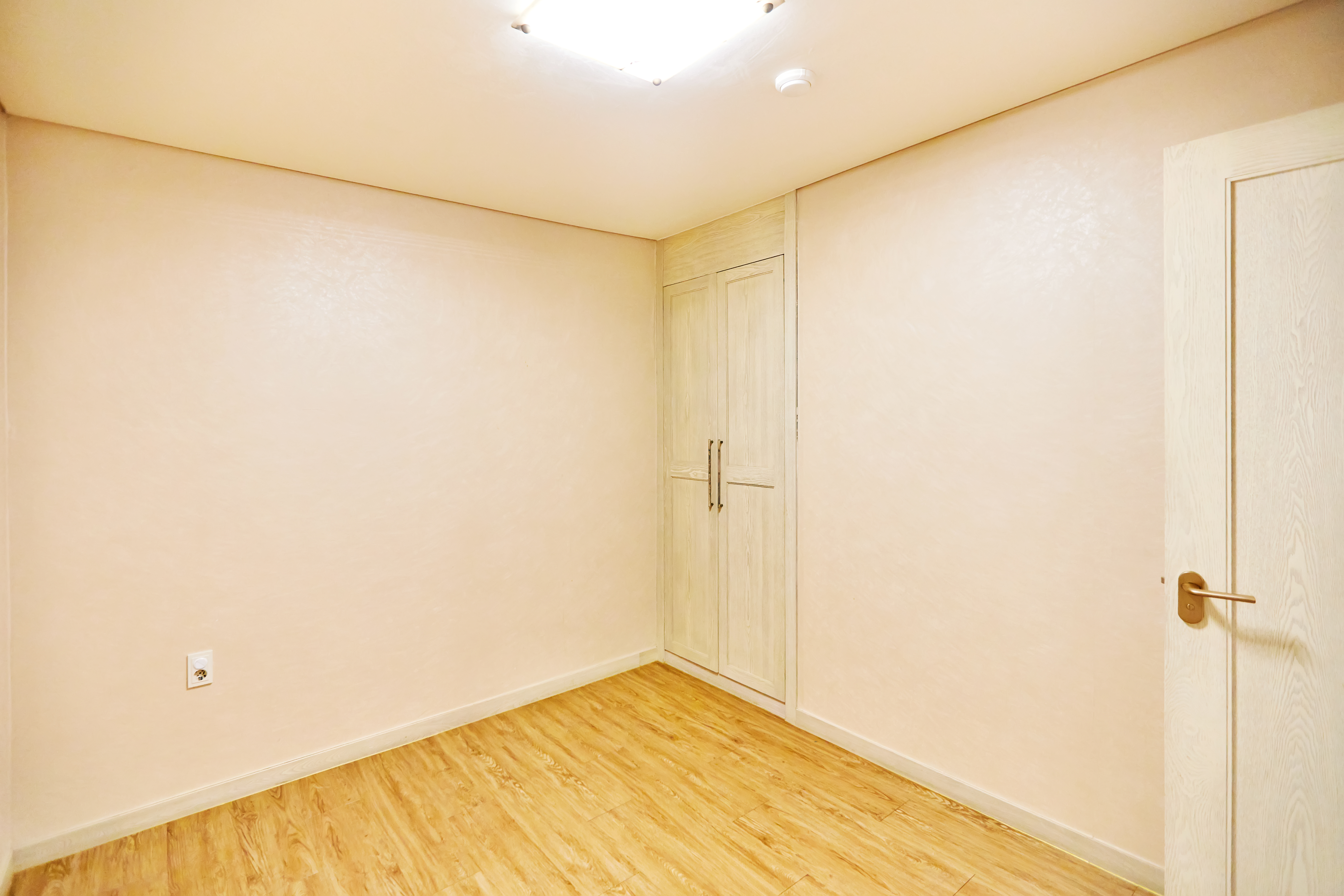 Suite with Kitchenette