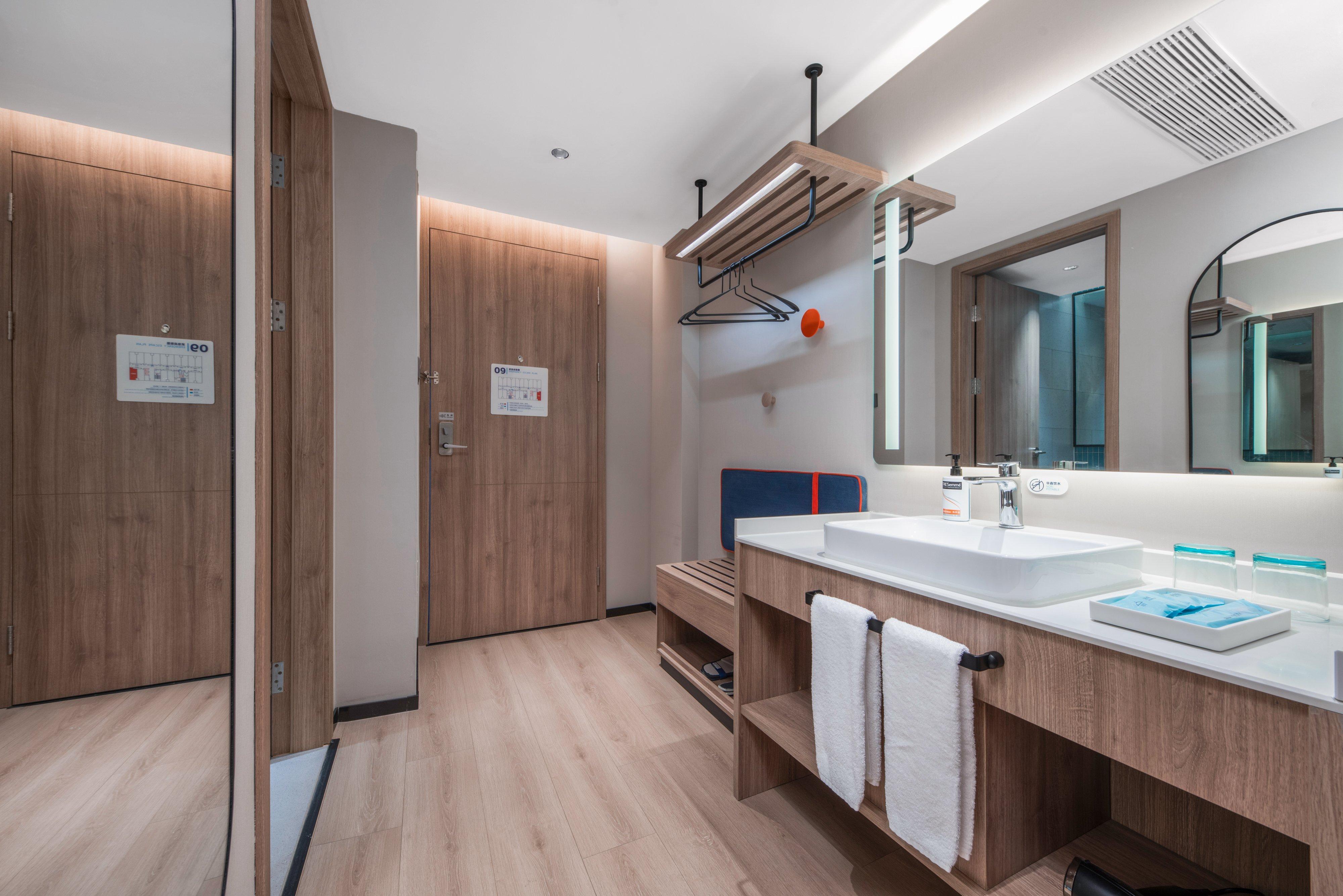 Double King Size Bed