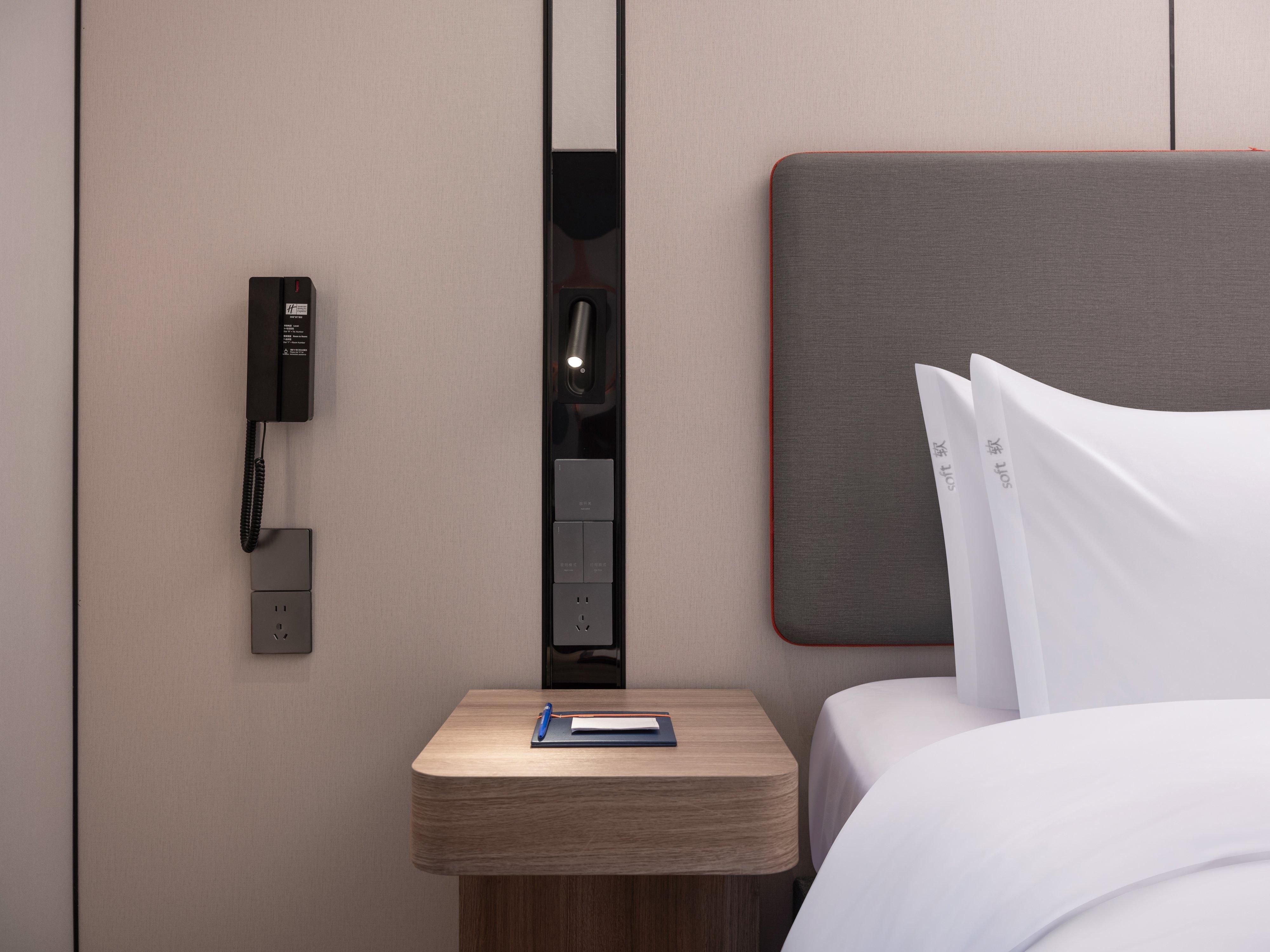 Double Accessible King Size Bed