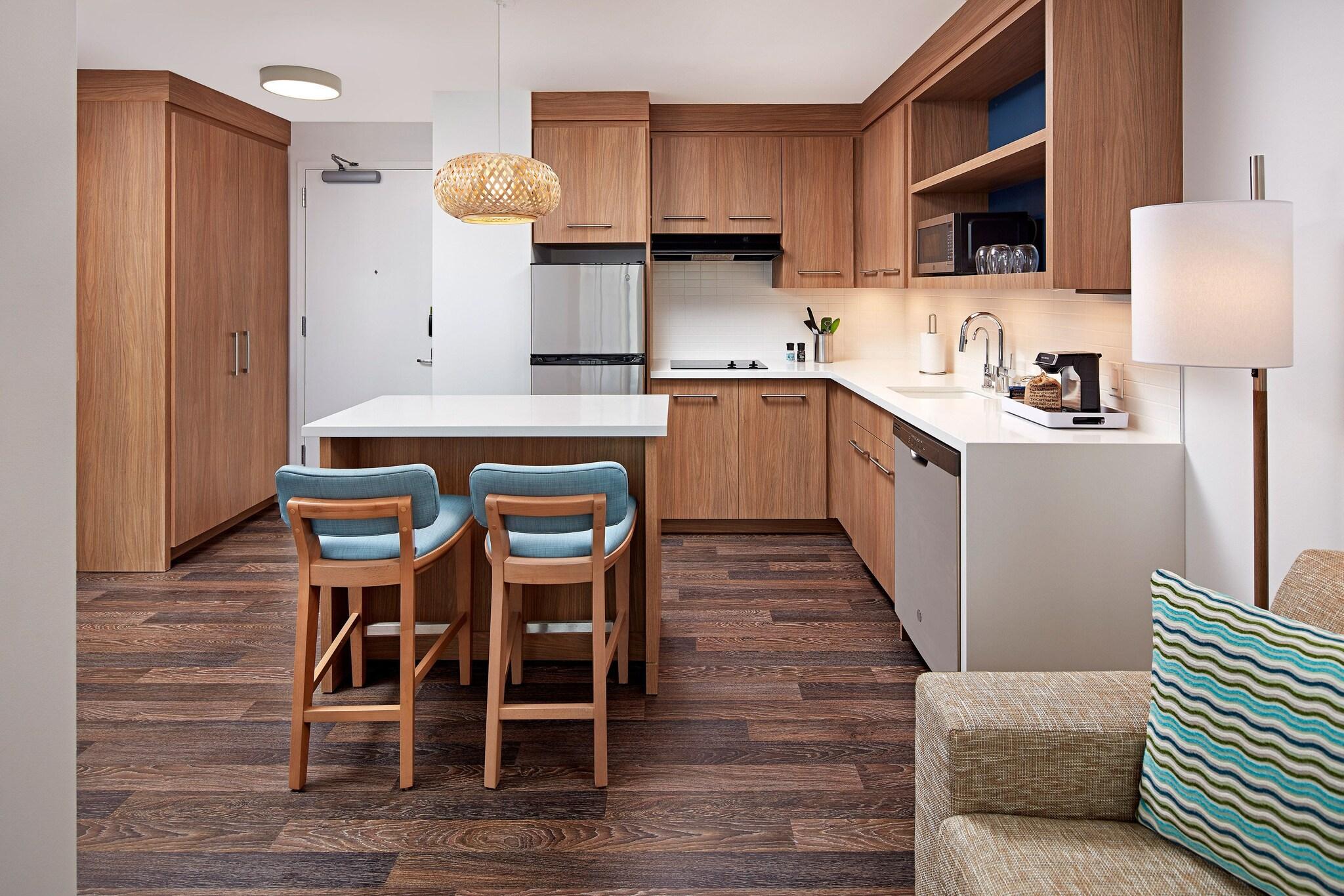 Suite King Bed One Bedroom 