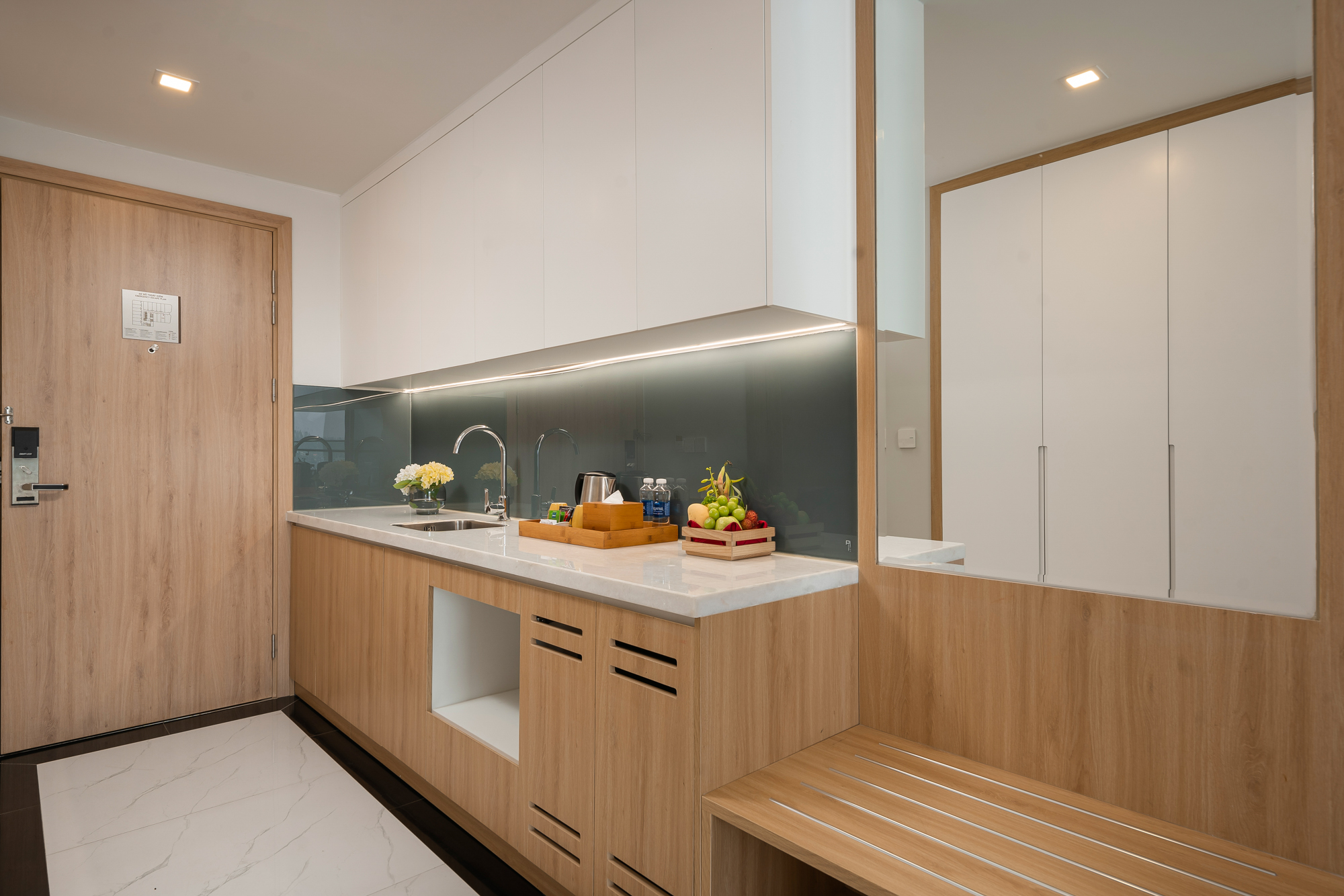 Twin Deluxe City View