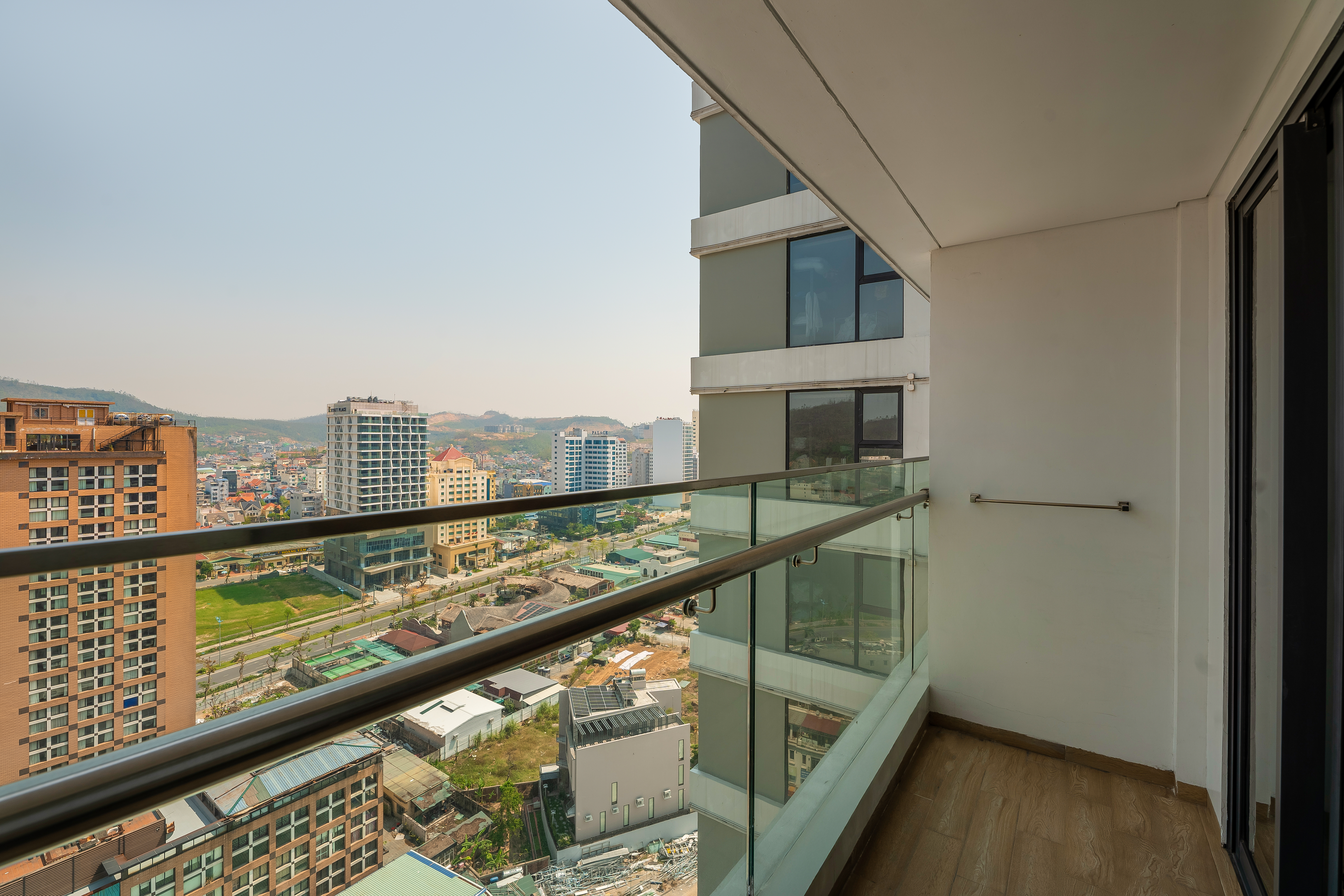 Twin Deluxe City View