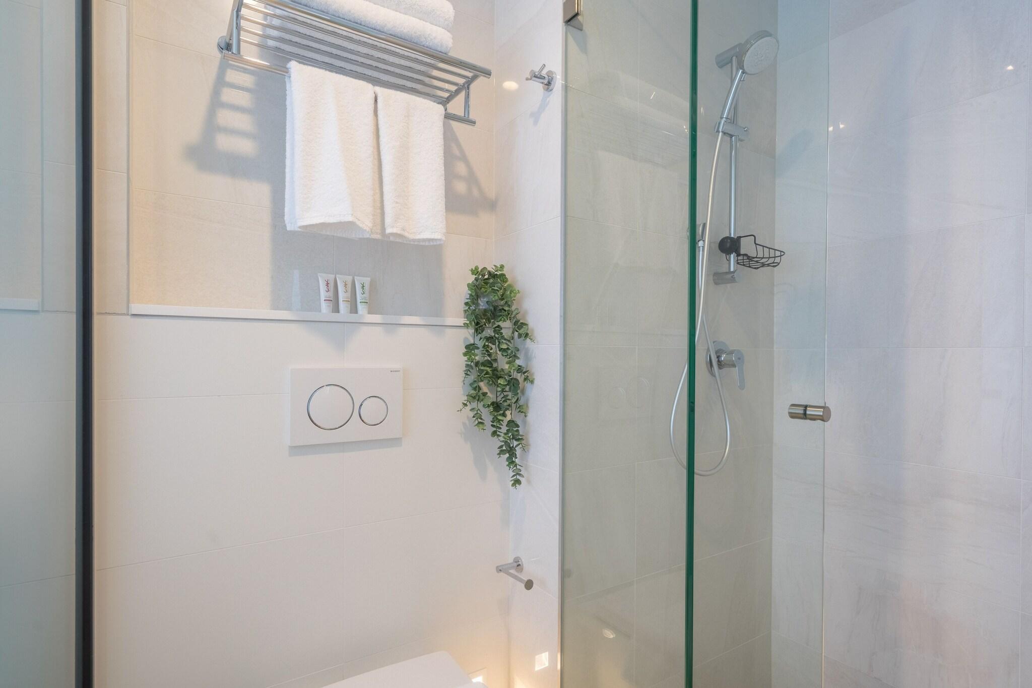 Double or Twin Deluxe