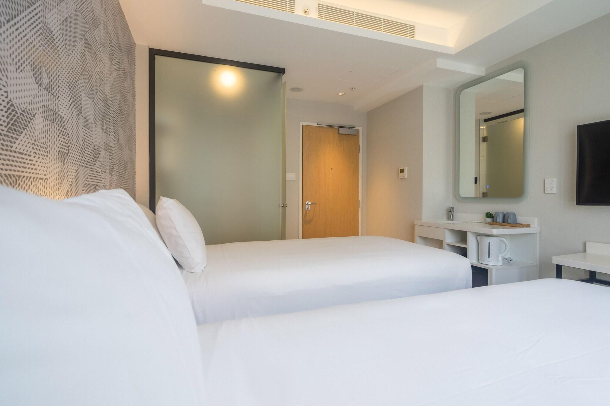 Double or Twin Deluxe