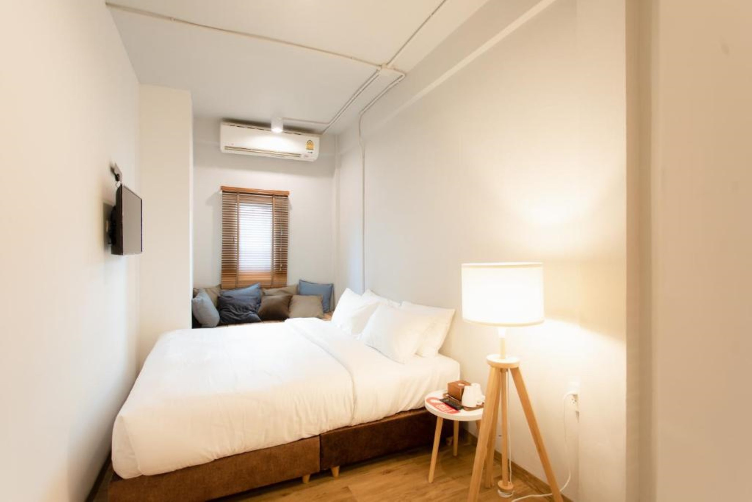 Double King Size Bed