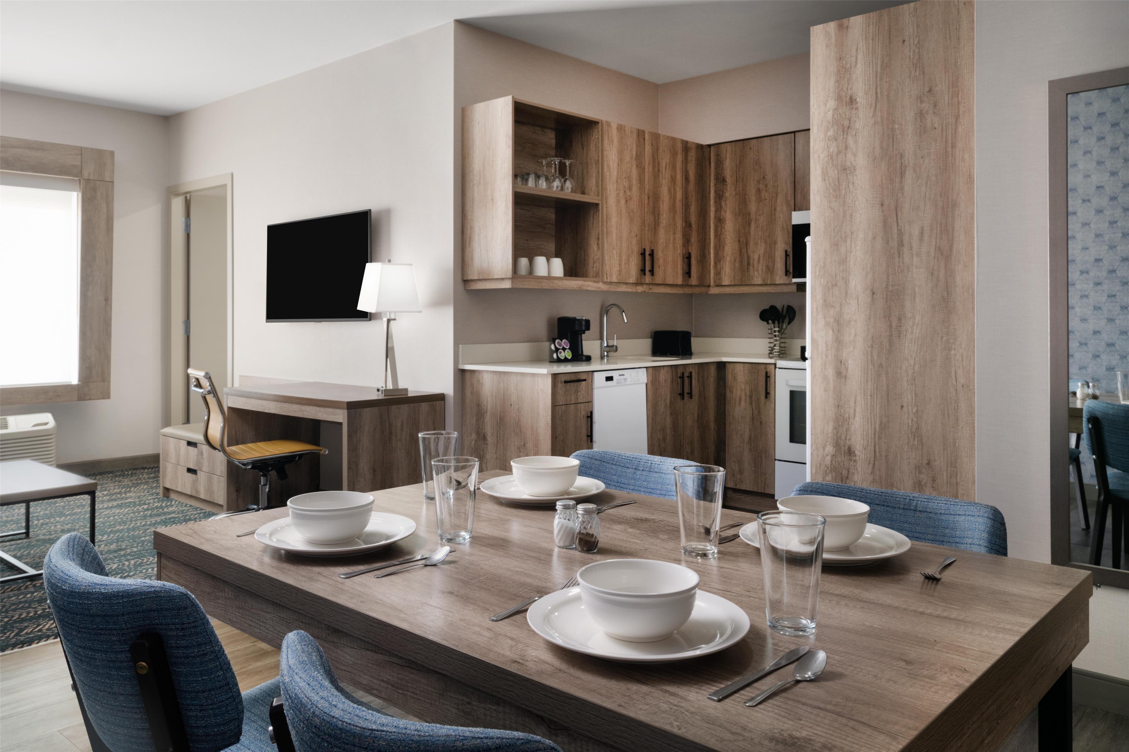 Suite Two Queen Beds