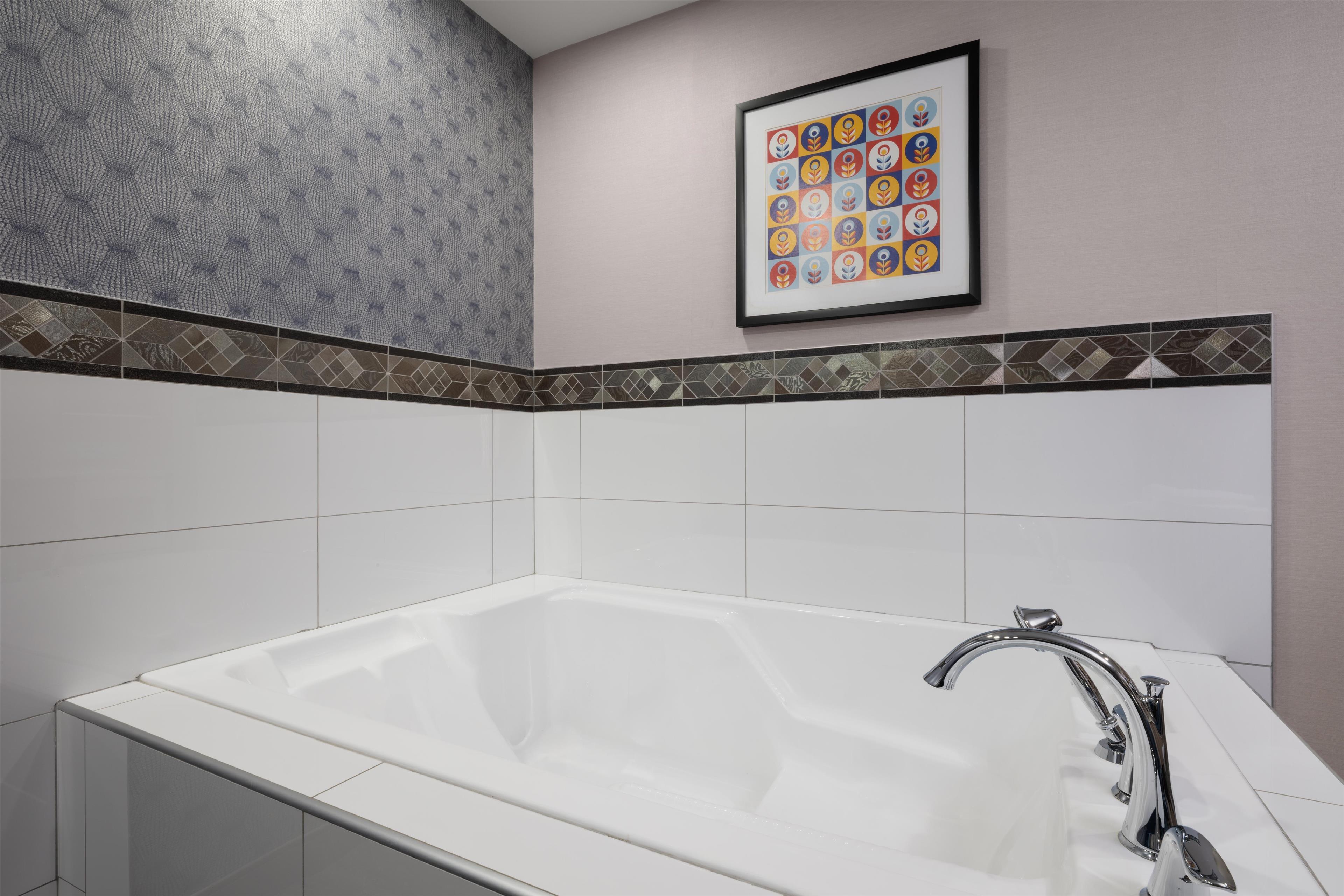 Suite King Bed with Jacuzzi