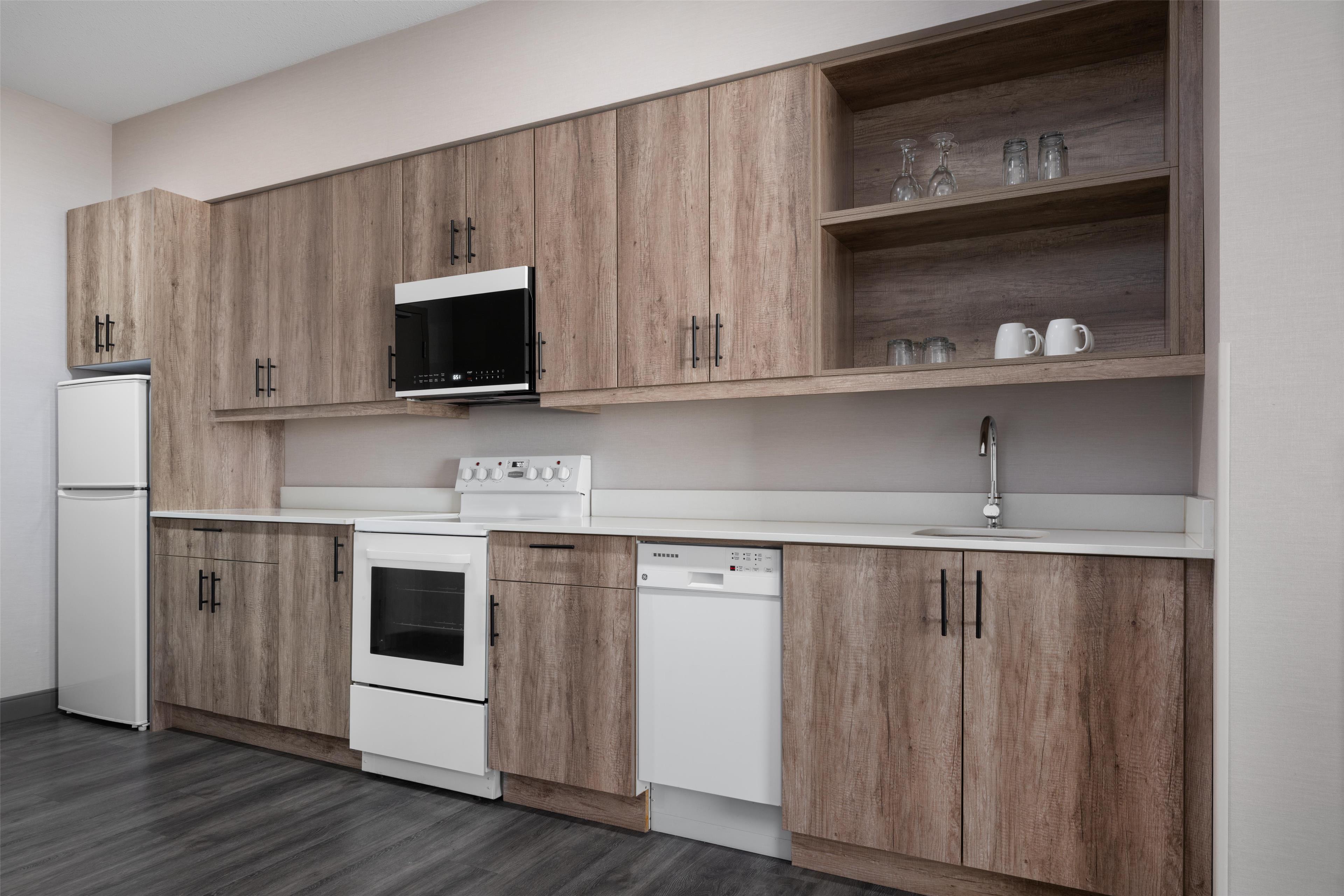 Suite King Bed with Jacuzzi