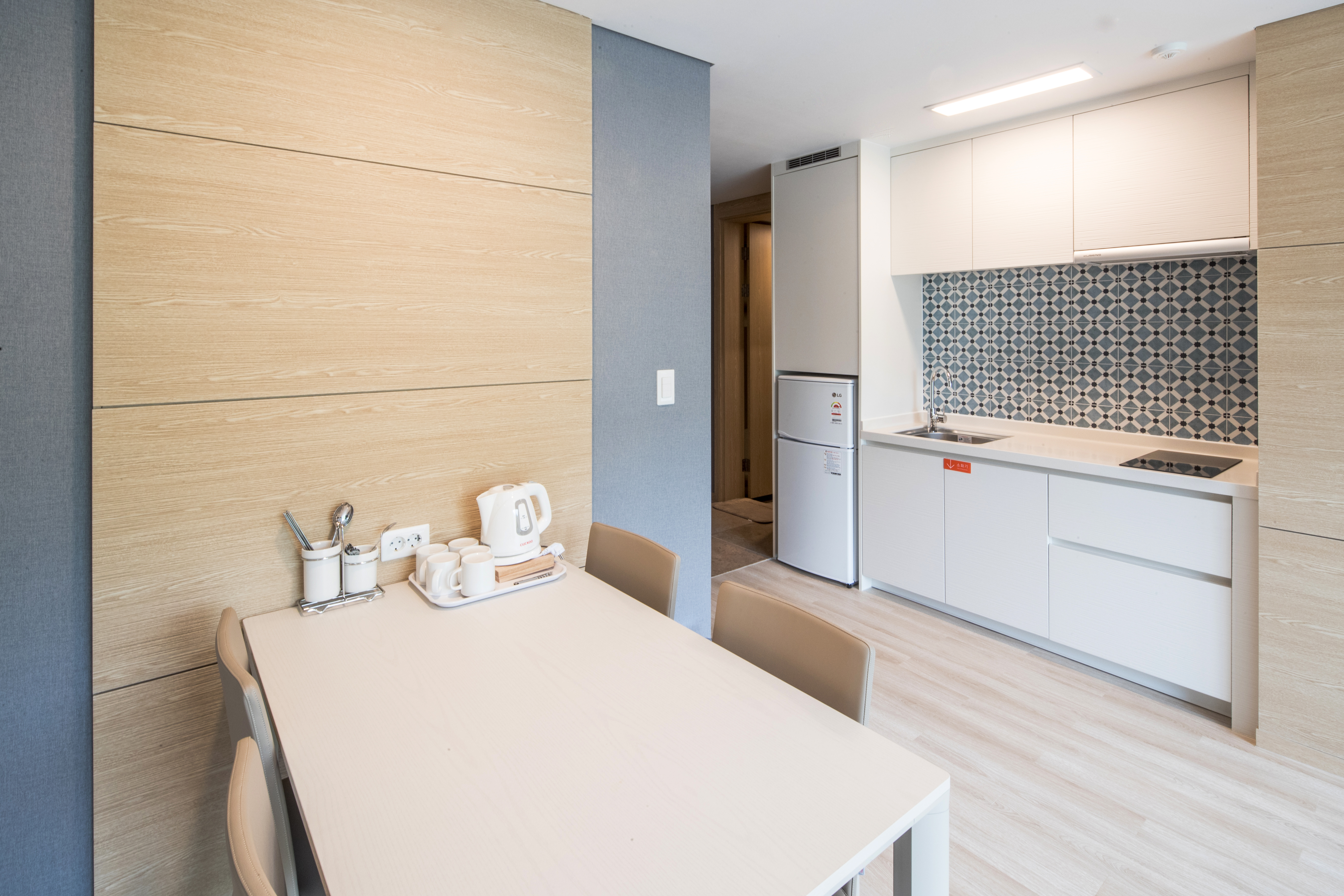 Suite with Kitchenette