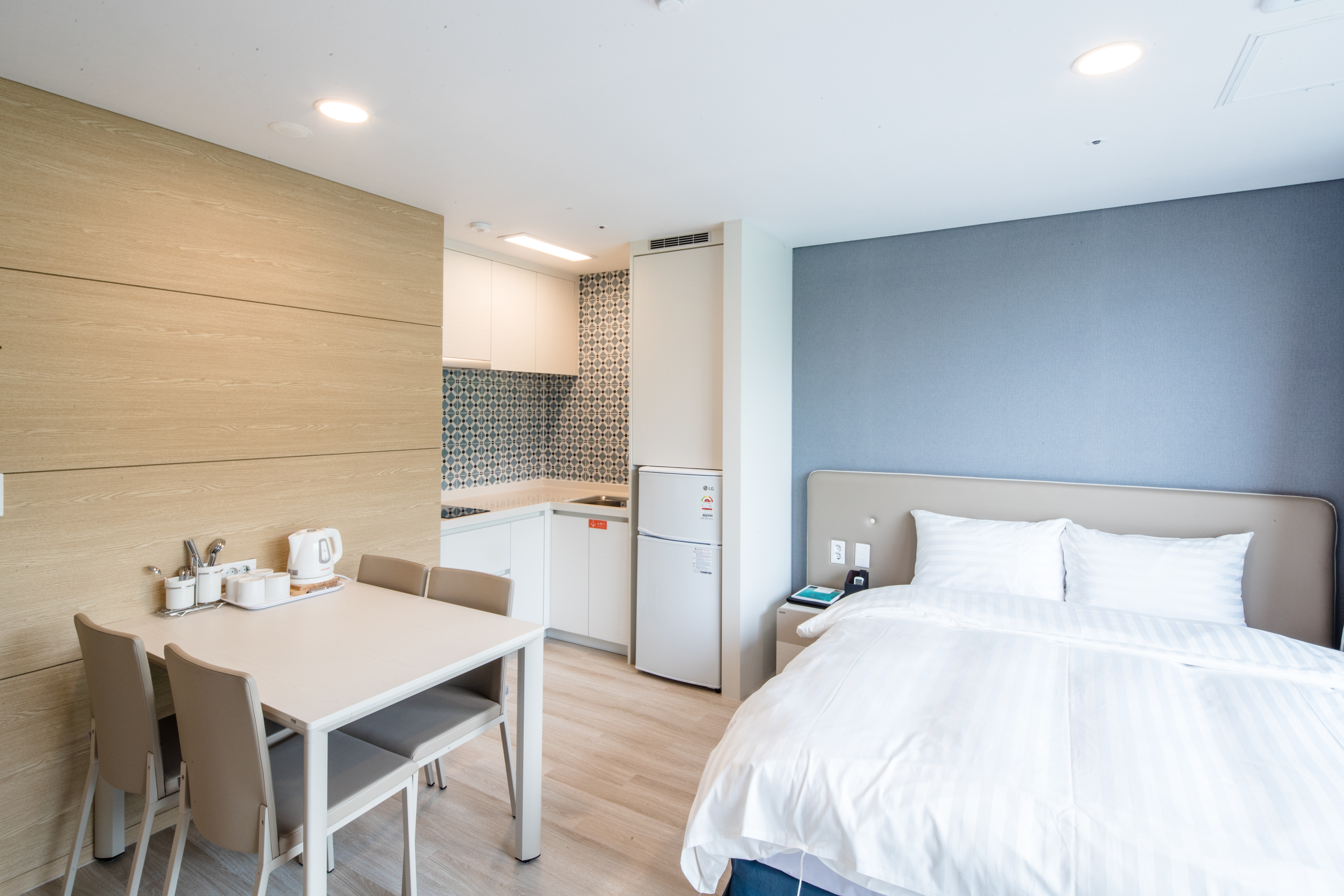 Family Room with Kitchenette