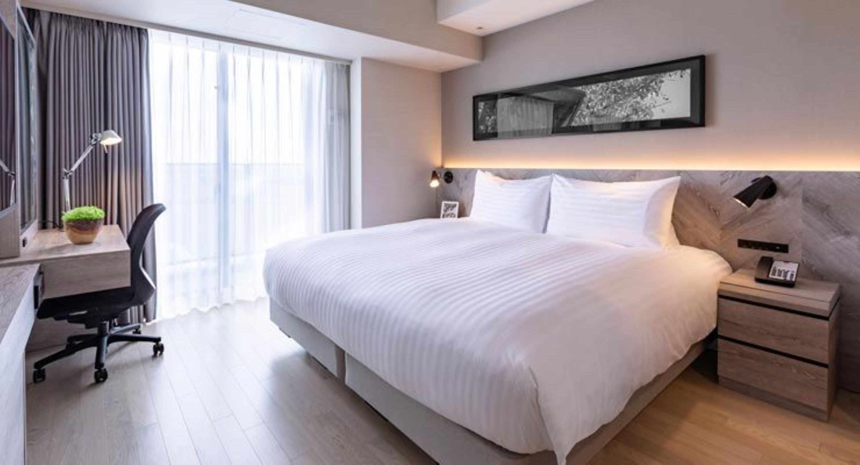 Studio Superior King Bed