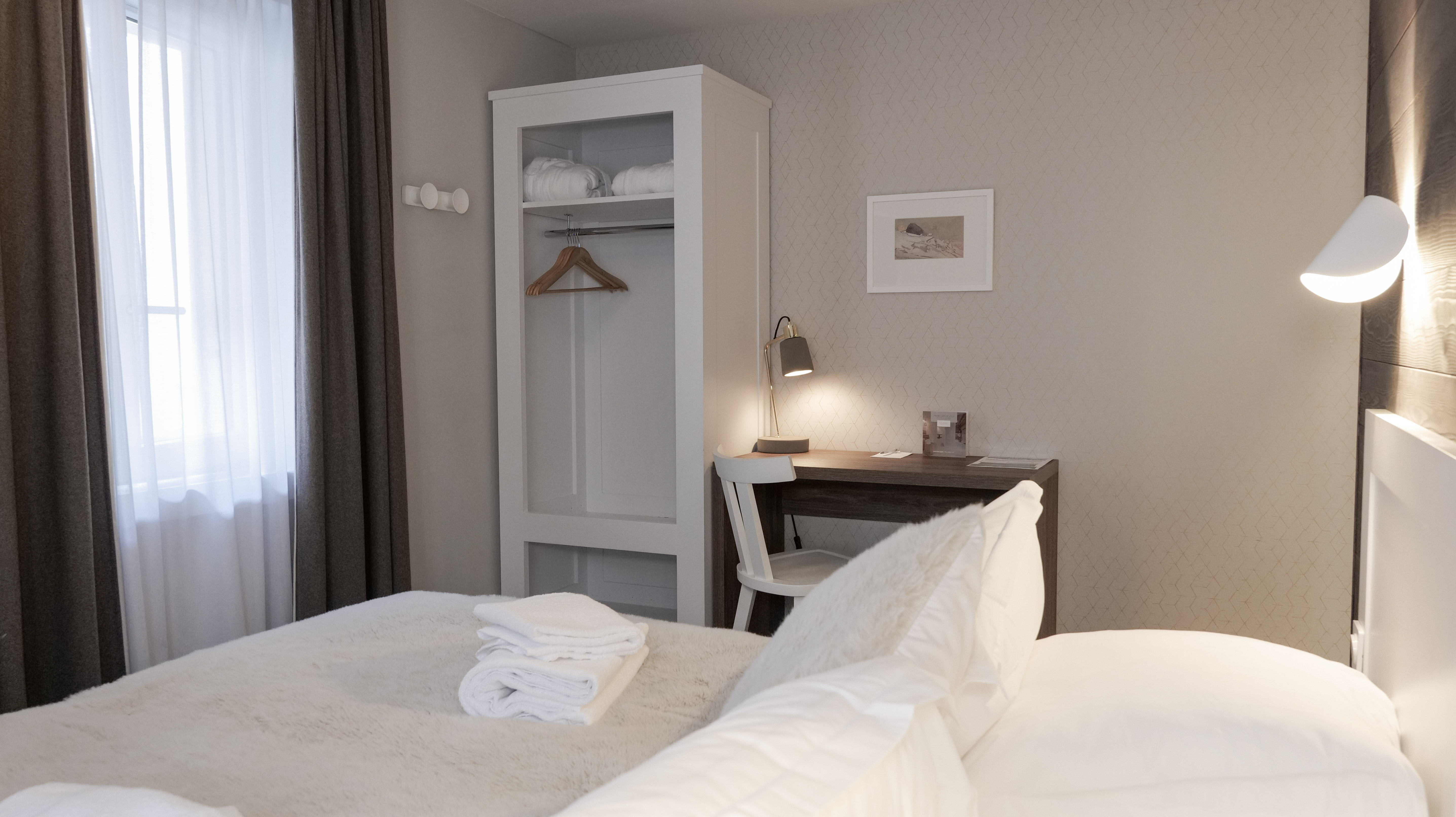 Double or Twin Standard