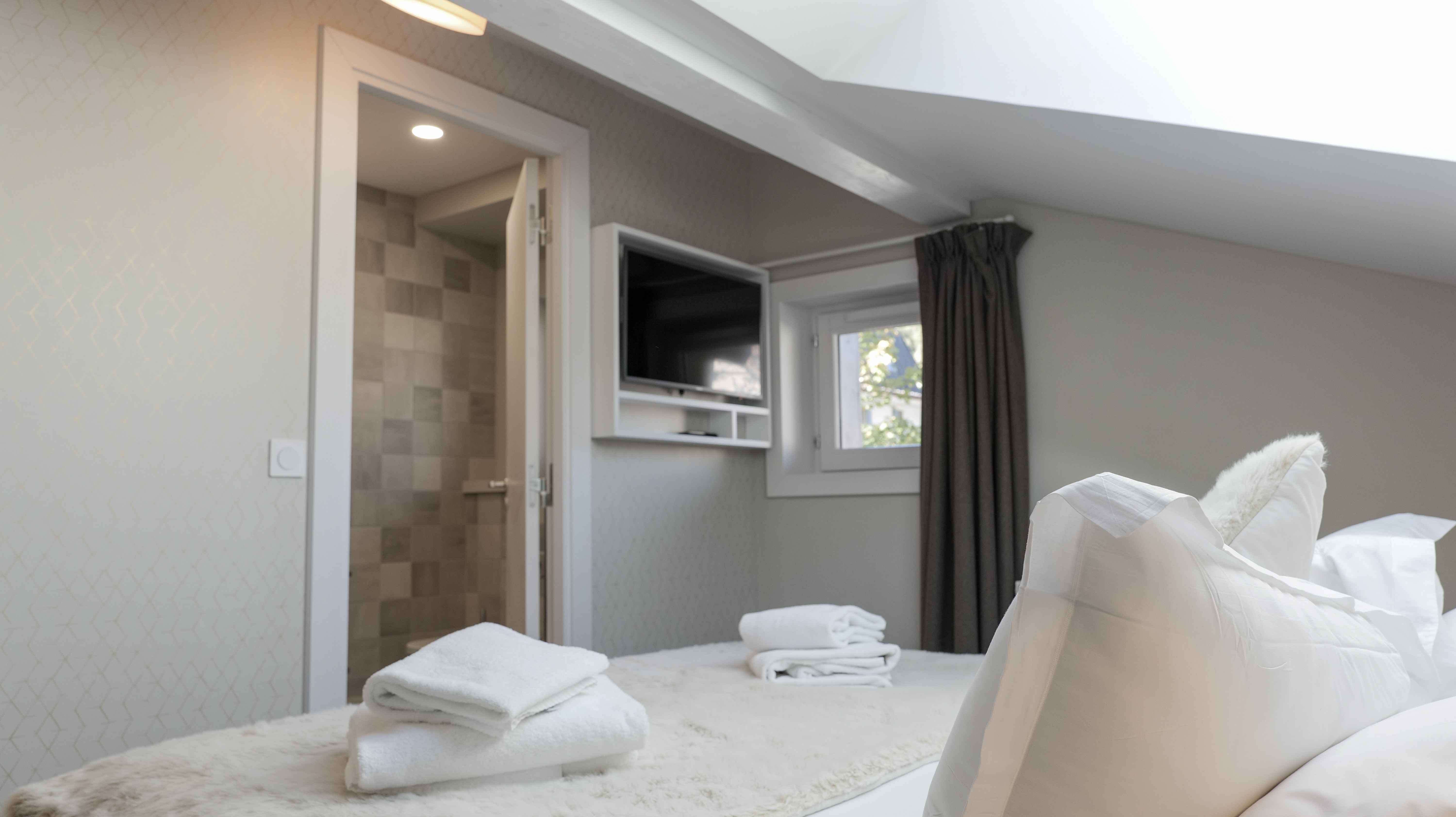 Double or Twin Superior