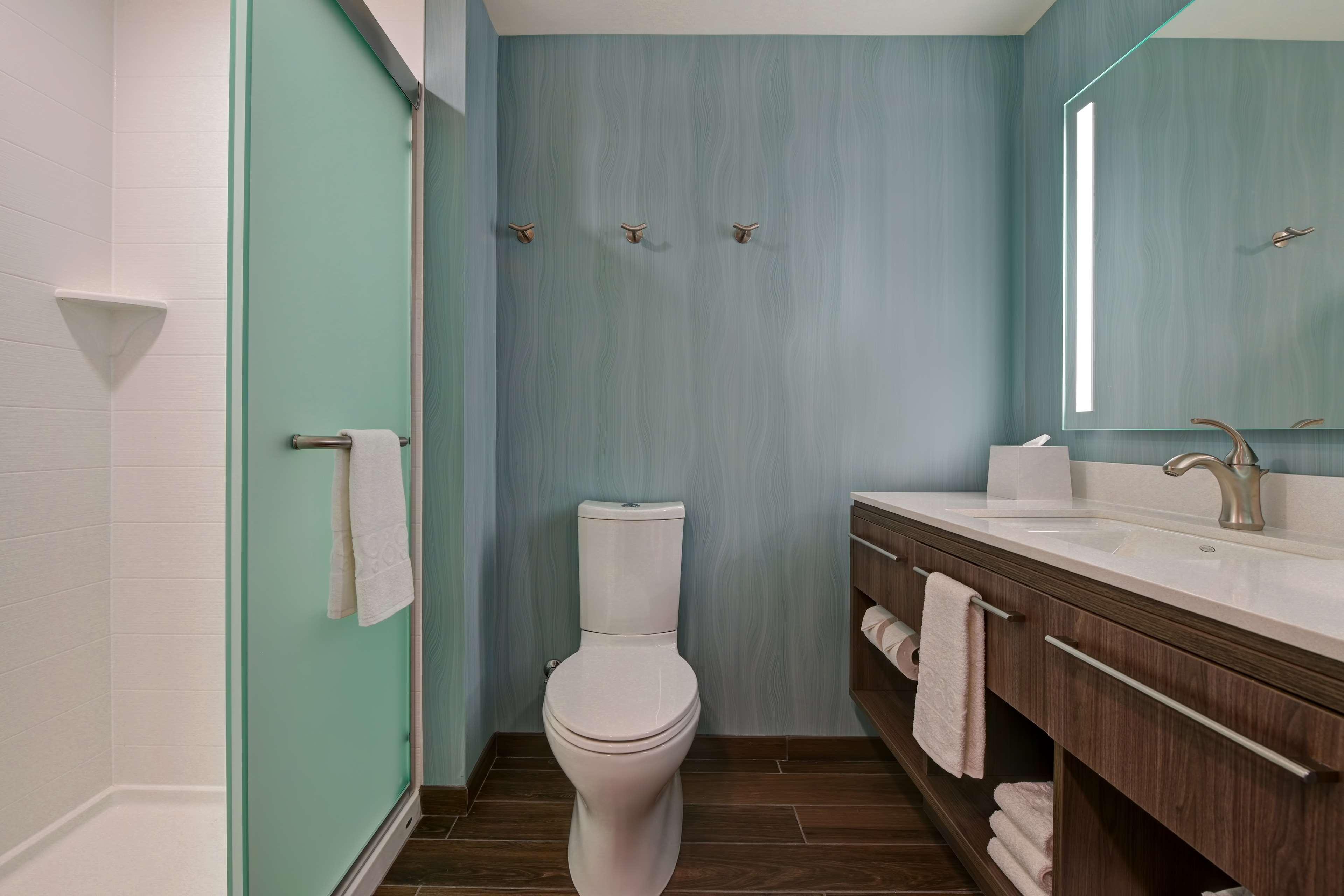 Studio King Size Bed