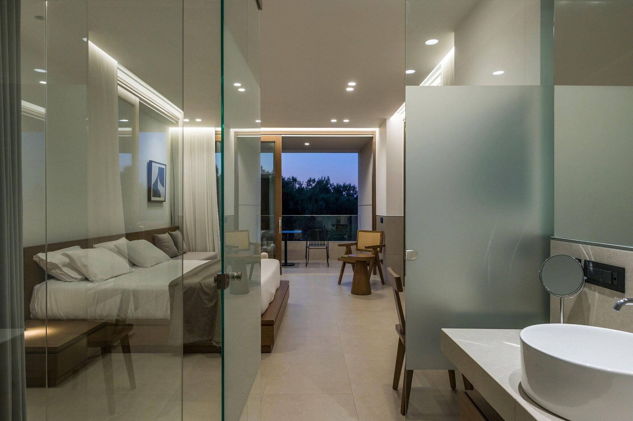 Suite Deluxe with Private Pool