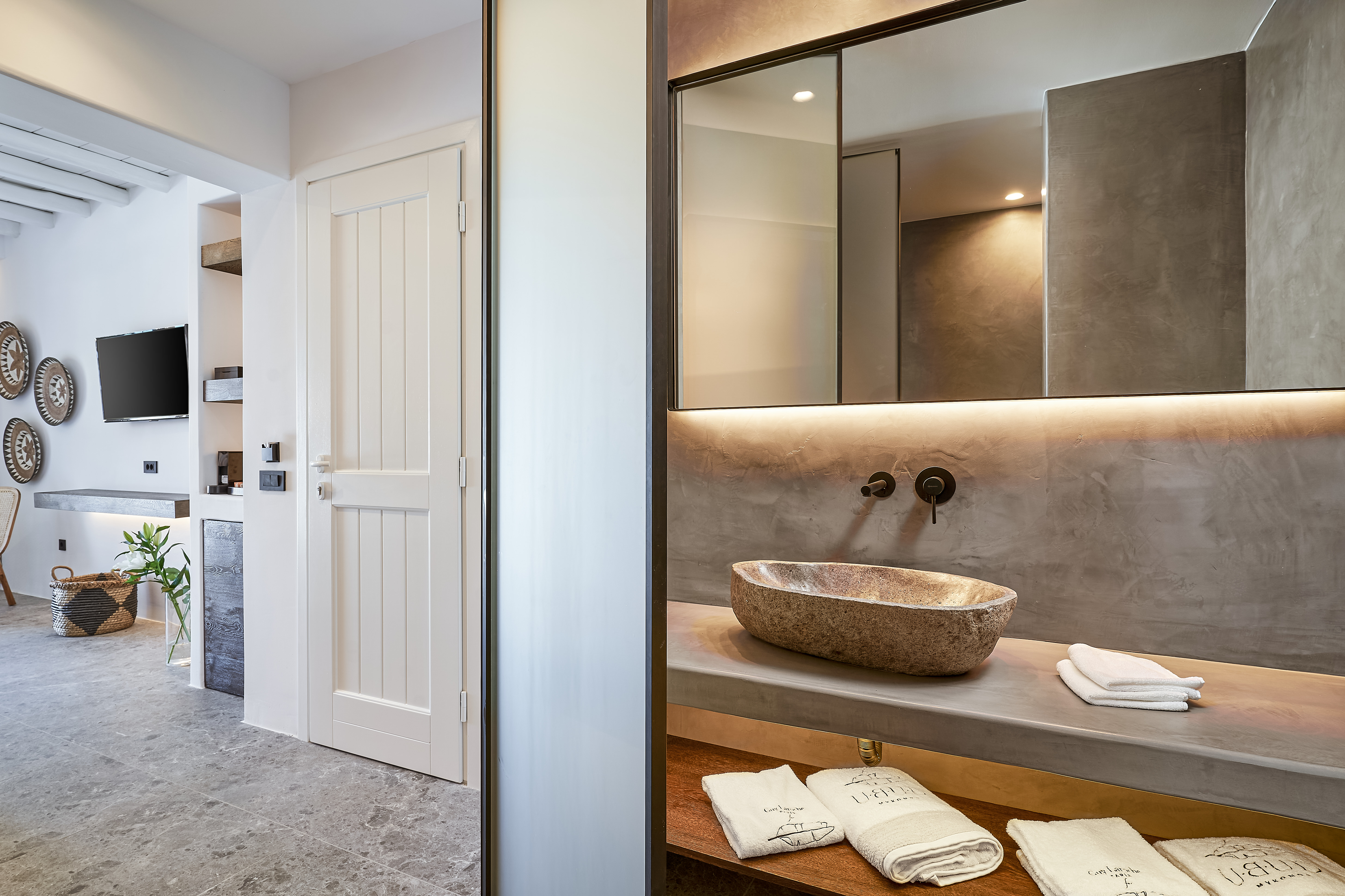 Double Superior King Bed