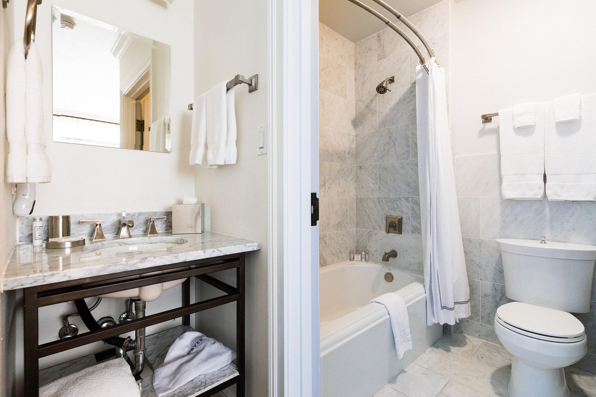 Double Two Queen Beds Premier