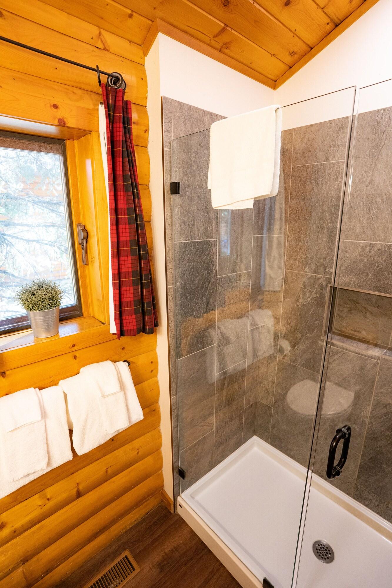 Family Room Superior Queen Bed