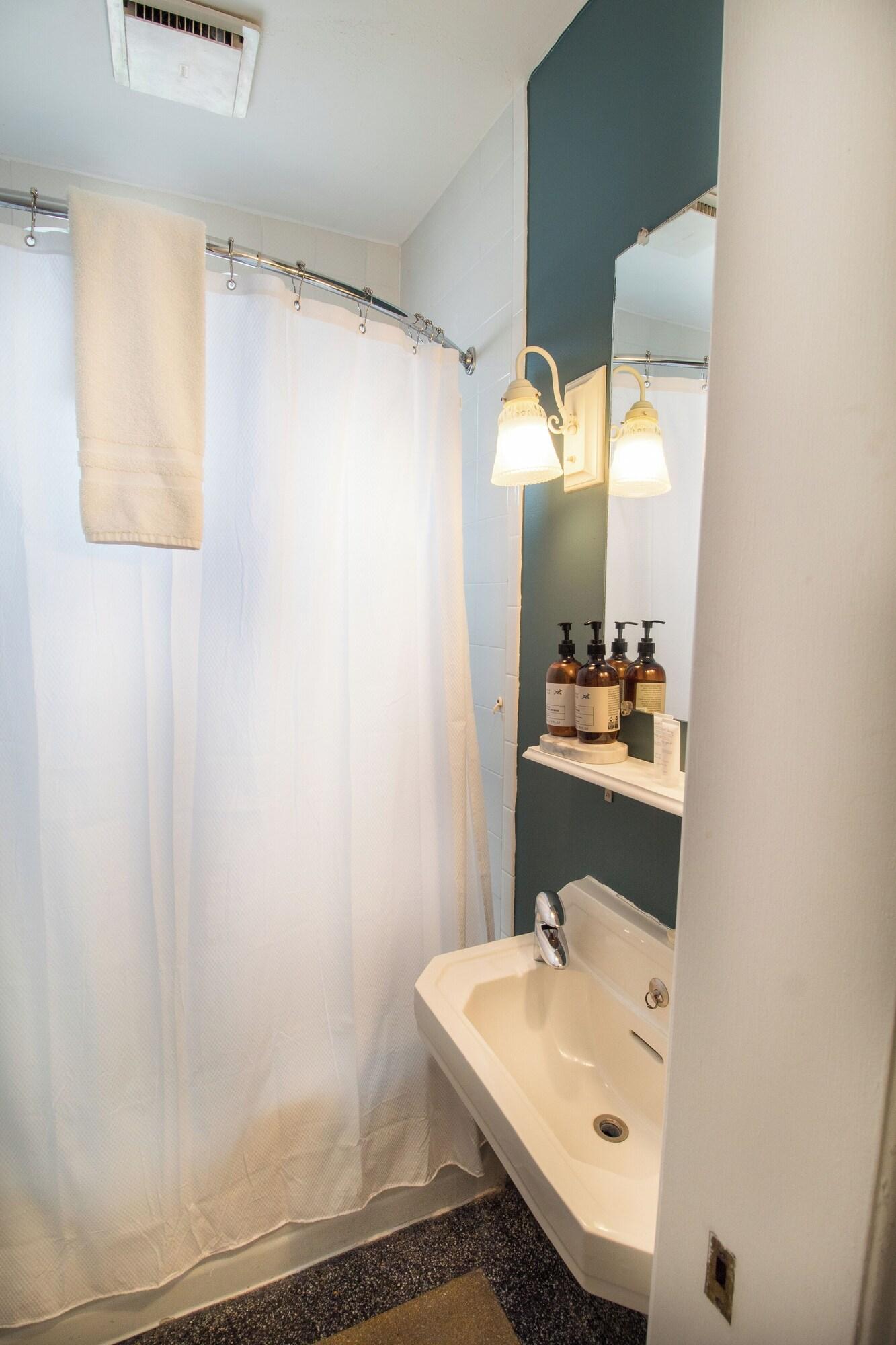 Double Queen Size Bed