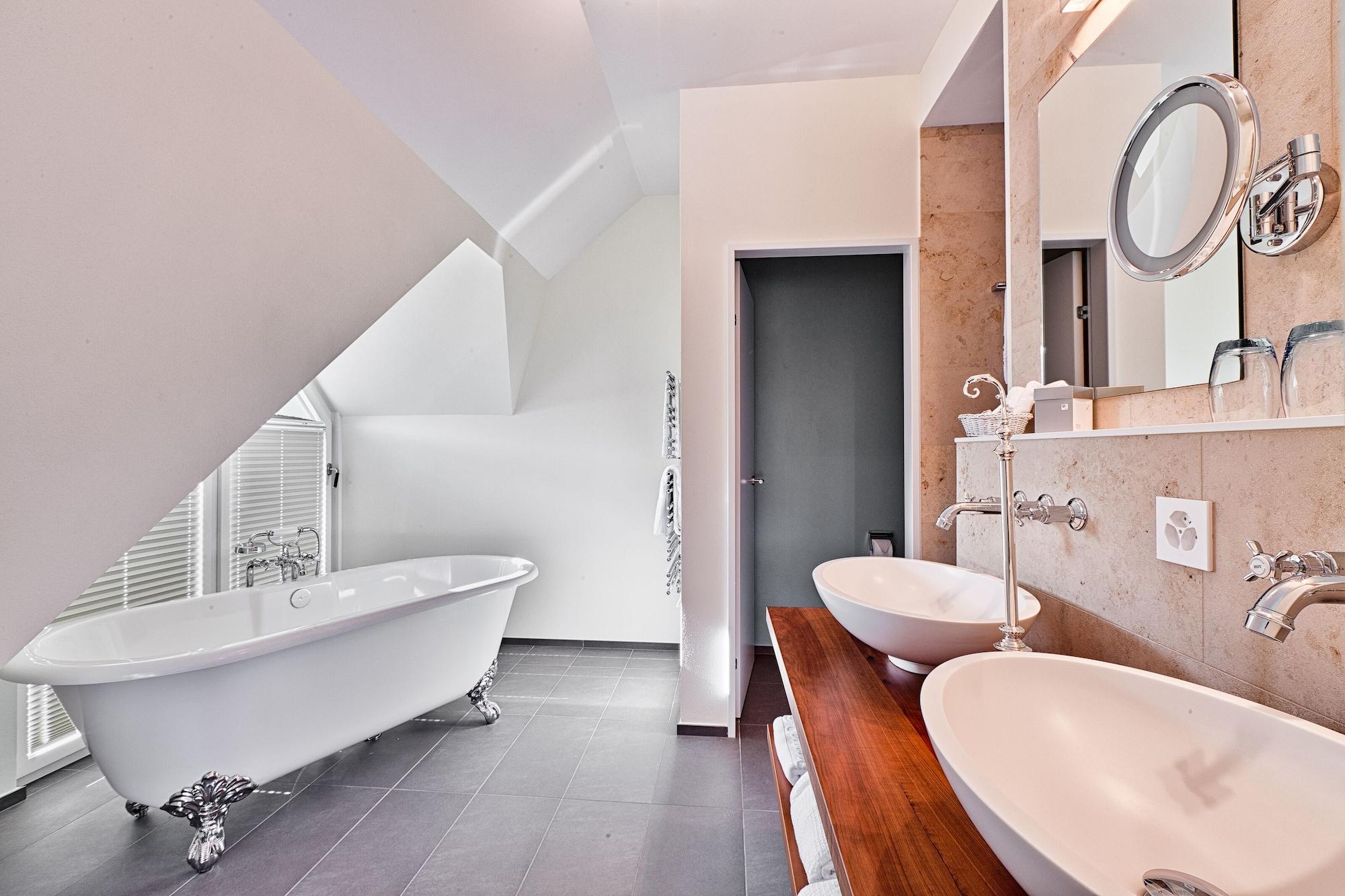 Junior Suite Lake View