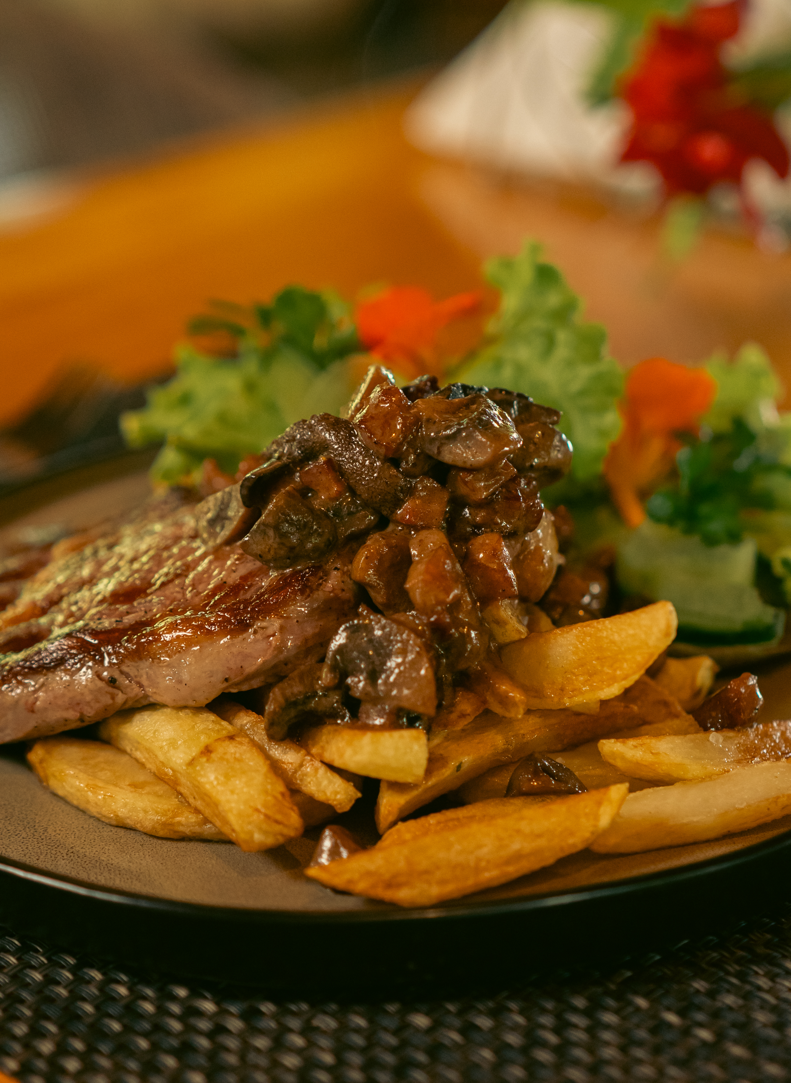 Double Deluxe King Bed