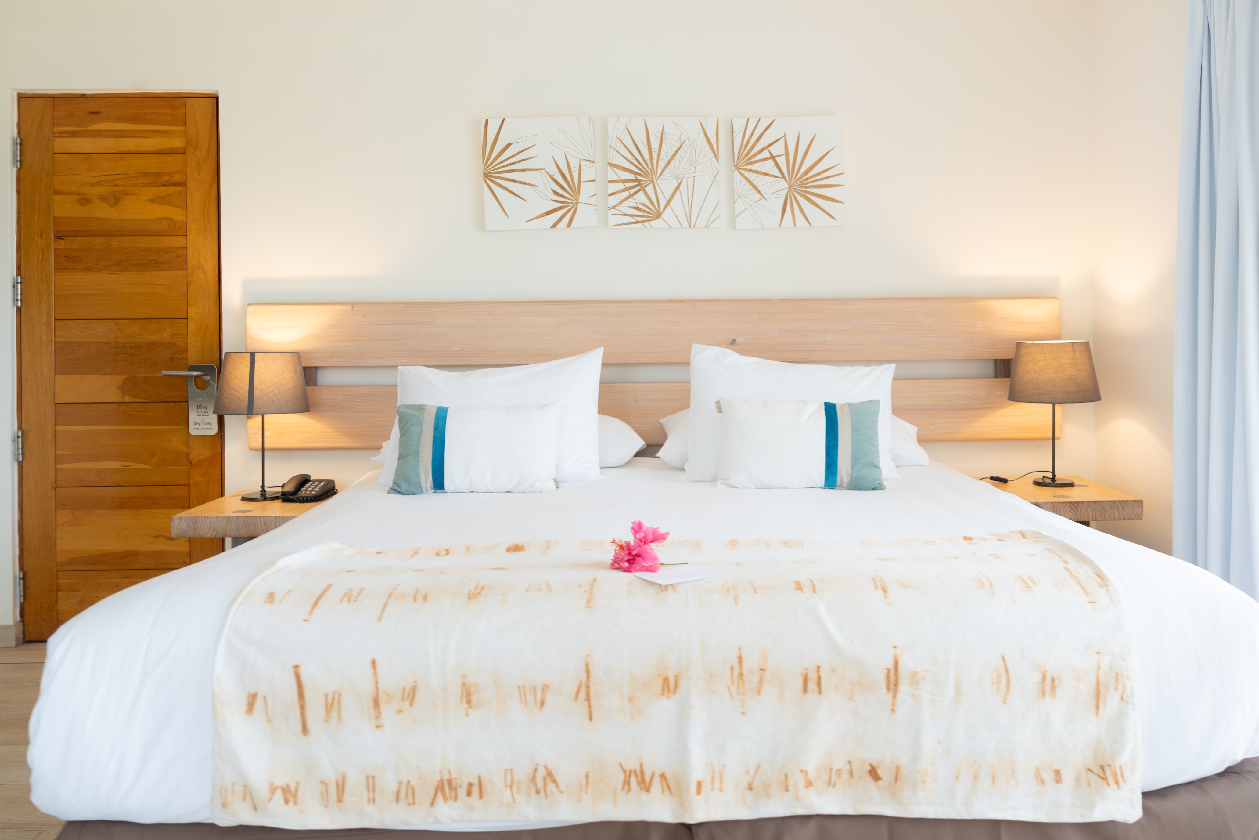 Double Deluxe King Bed