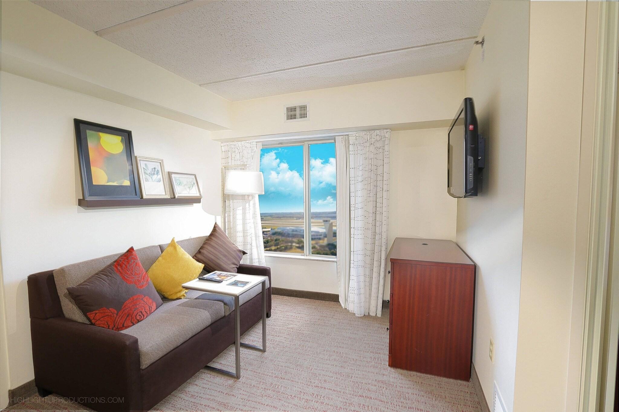 Suite Queen Size Bed