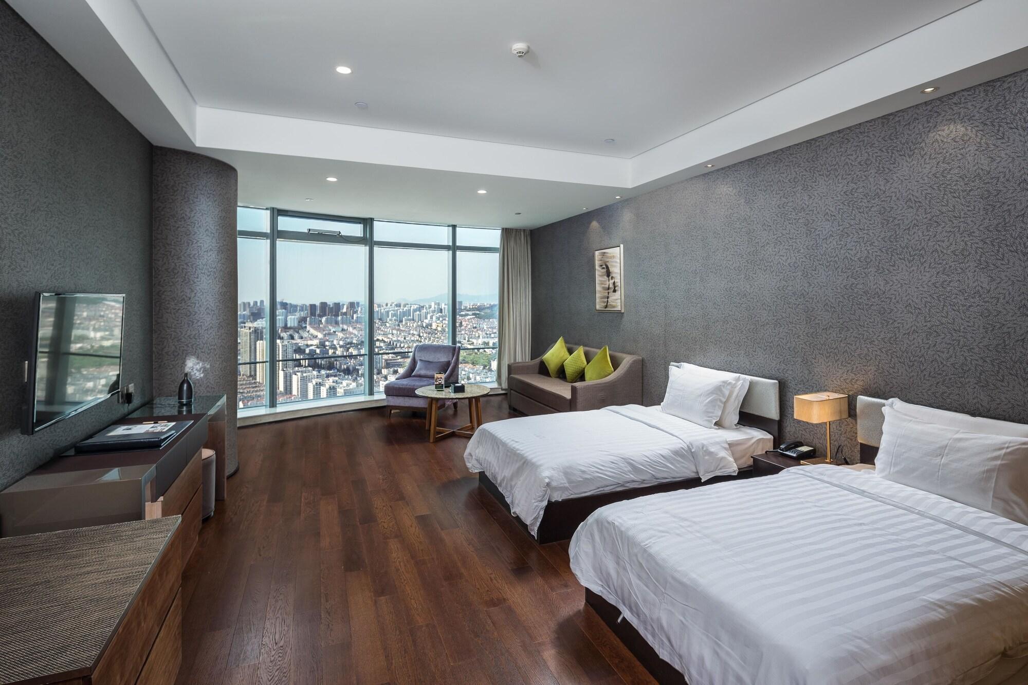 Twin Deluxe Side Sea View