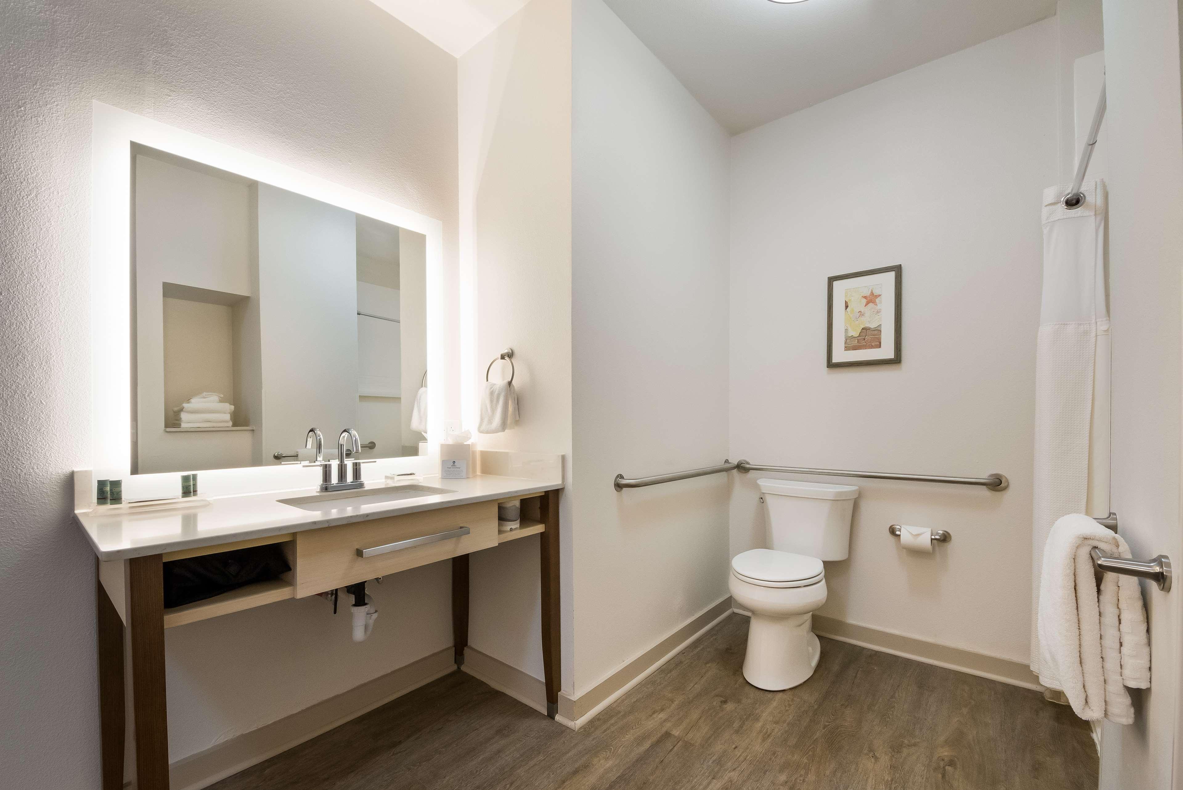 Suite Two Queen Beds